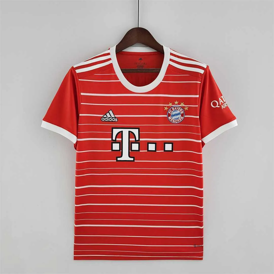 22-23 Bayern home - 7 13