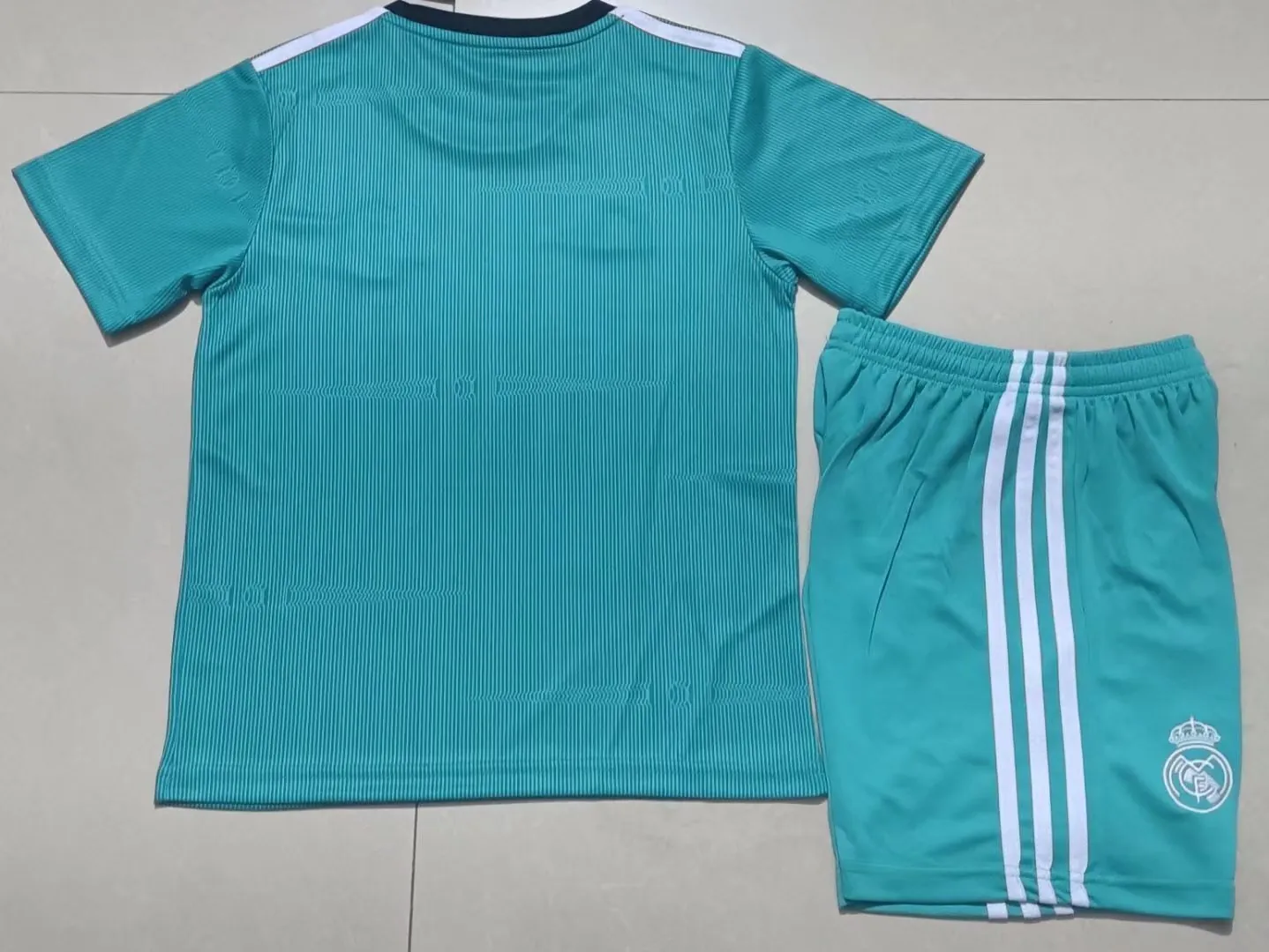21-22 Real Madrid third away kids kit 3