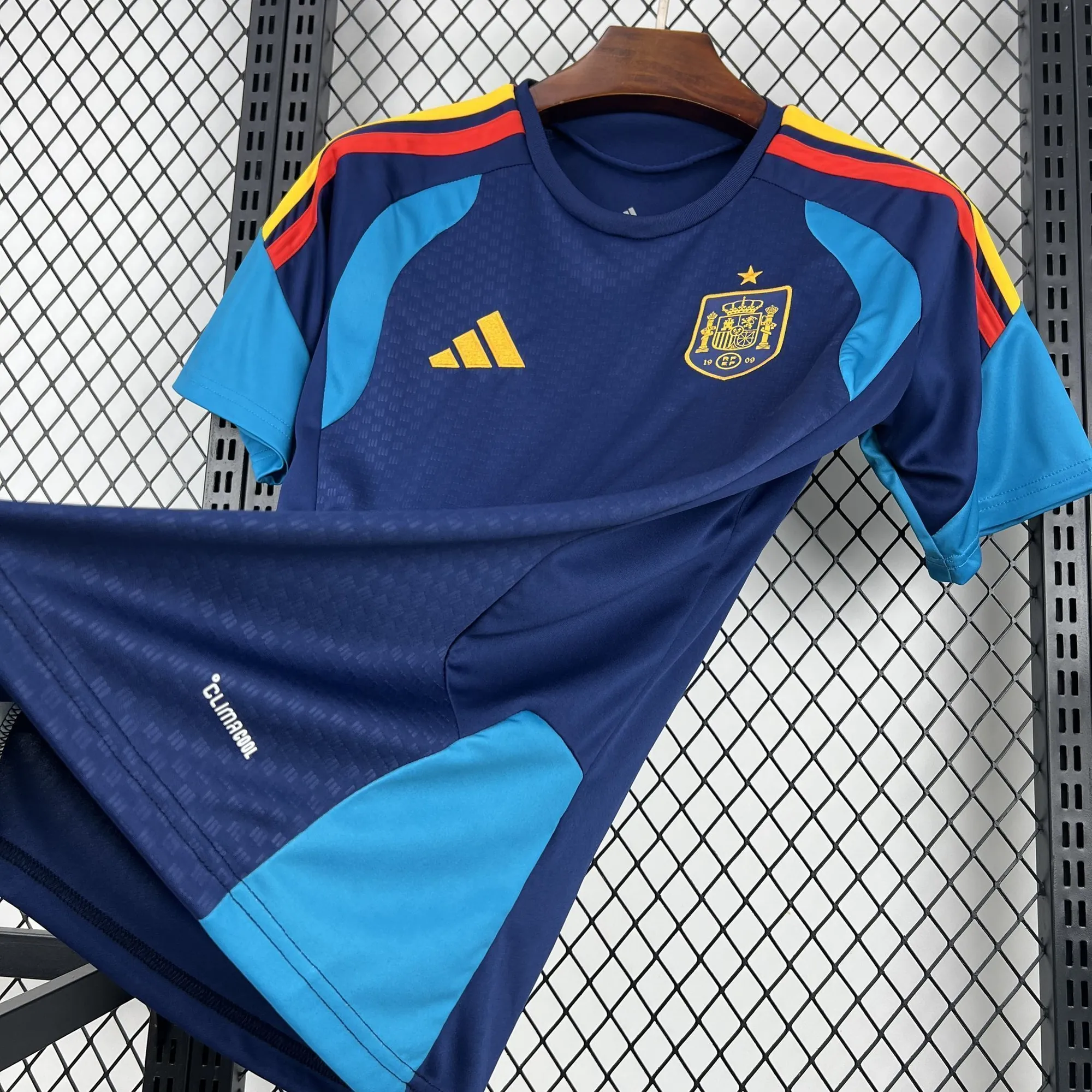 2026 Spain Pre-Match Kit Football T-Shirt AAAAJerseys Supply Yupoo 9