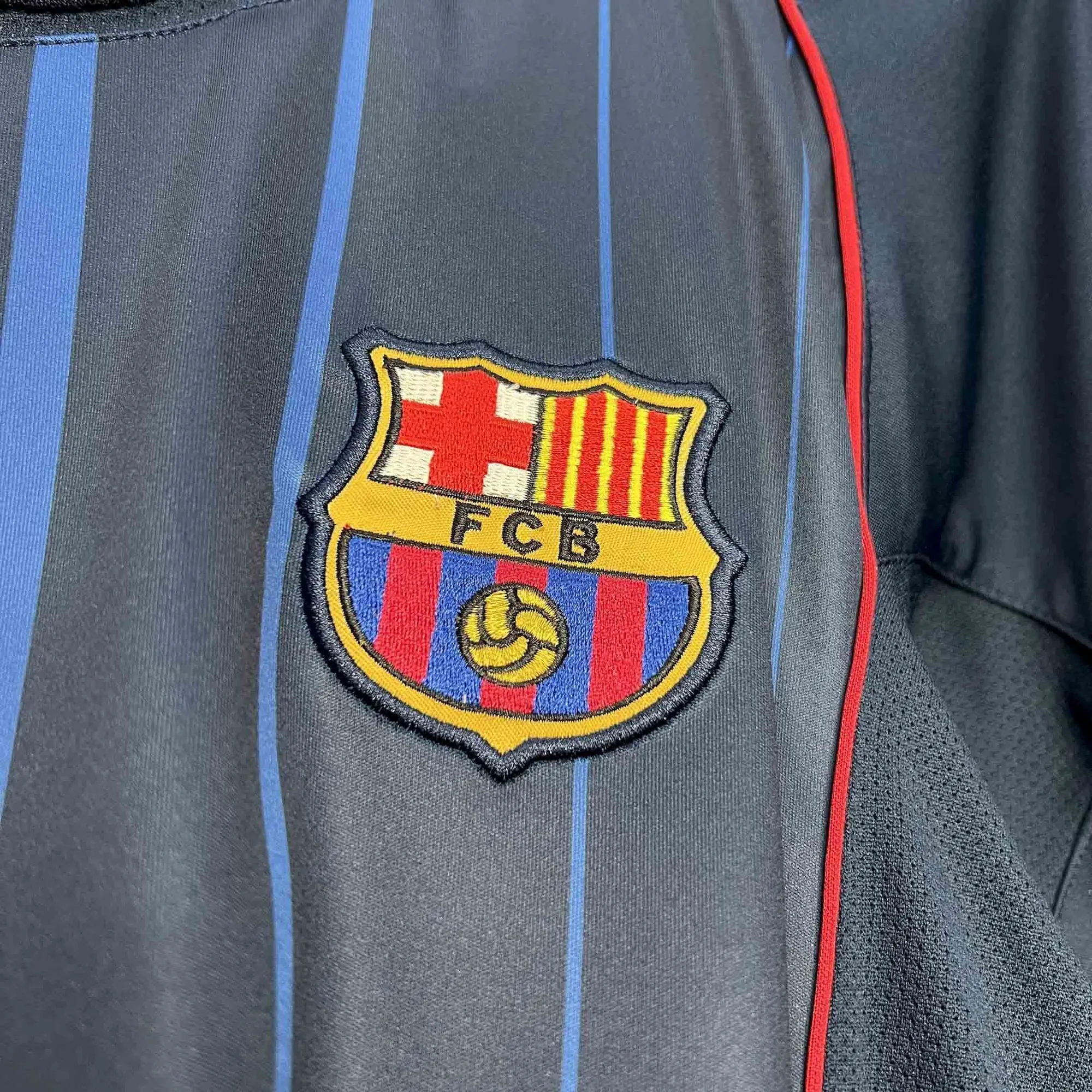 04-05 Barcelona Away Retro Kit Vintage Shirt AAAAJersey Supplier Yupoo 4