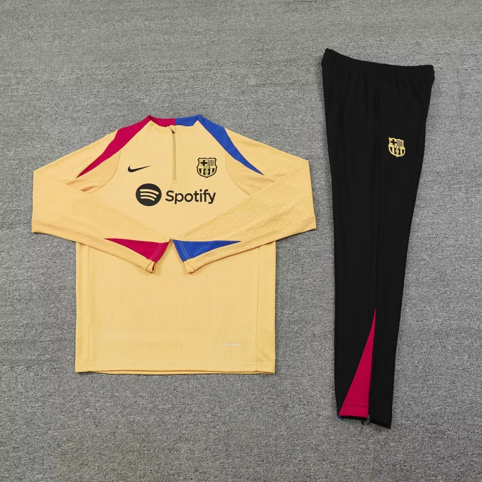 24-25 Barcelona Long Sleeve Training Suit Football Shirts 1