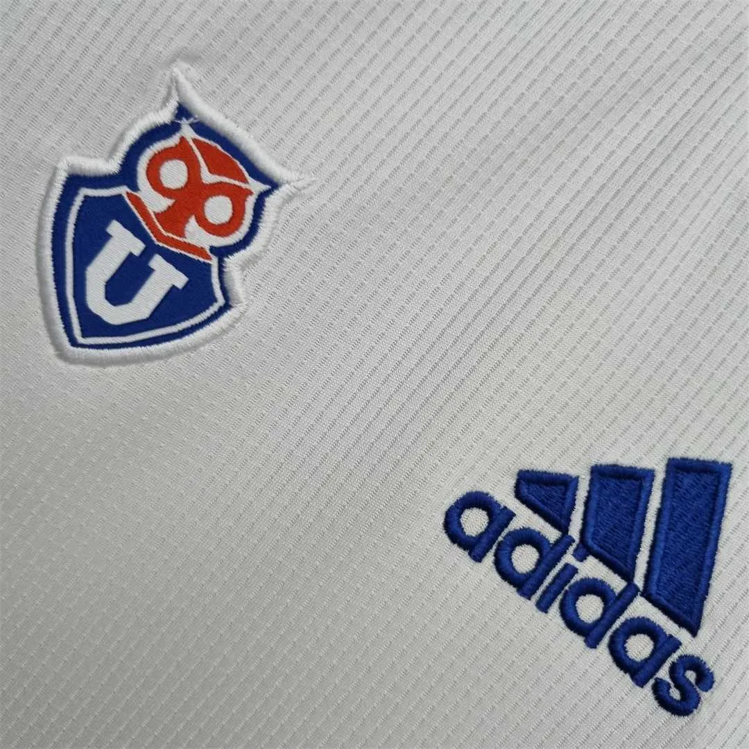 22-23 University of Chile away 10