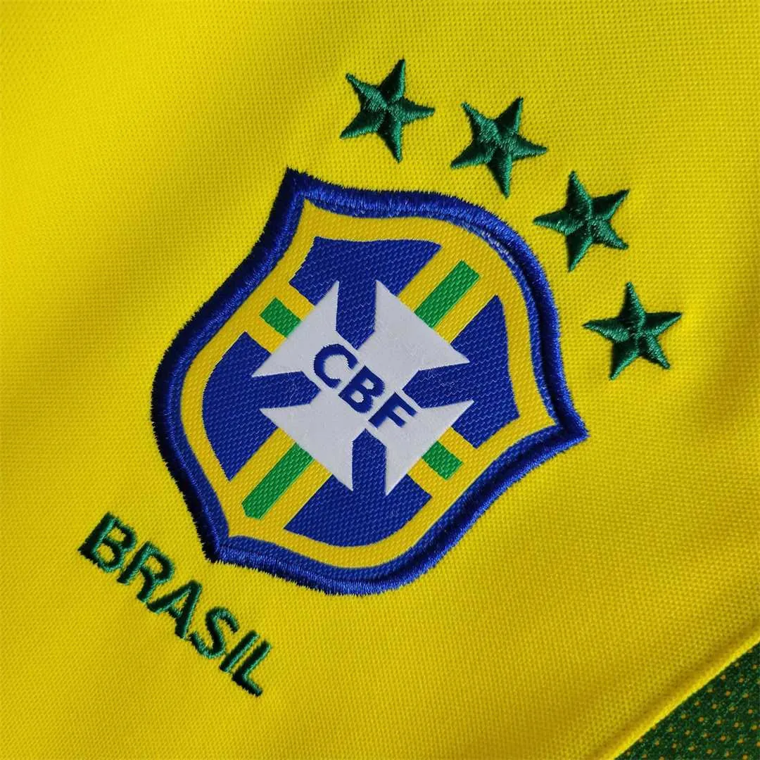 2002 Brazil home 7