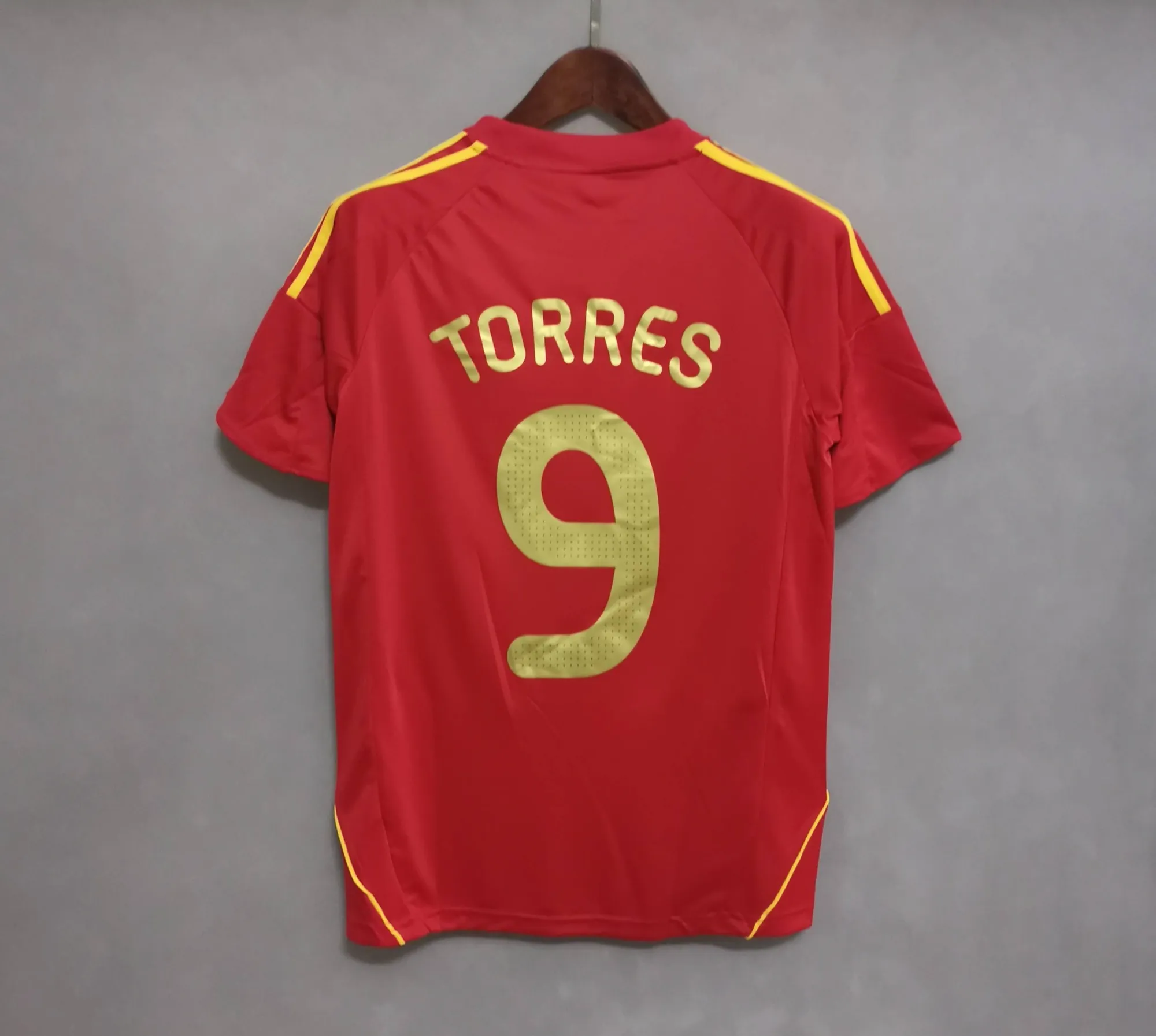 2008 Spain home 7