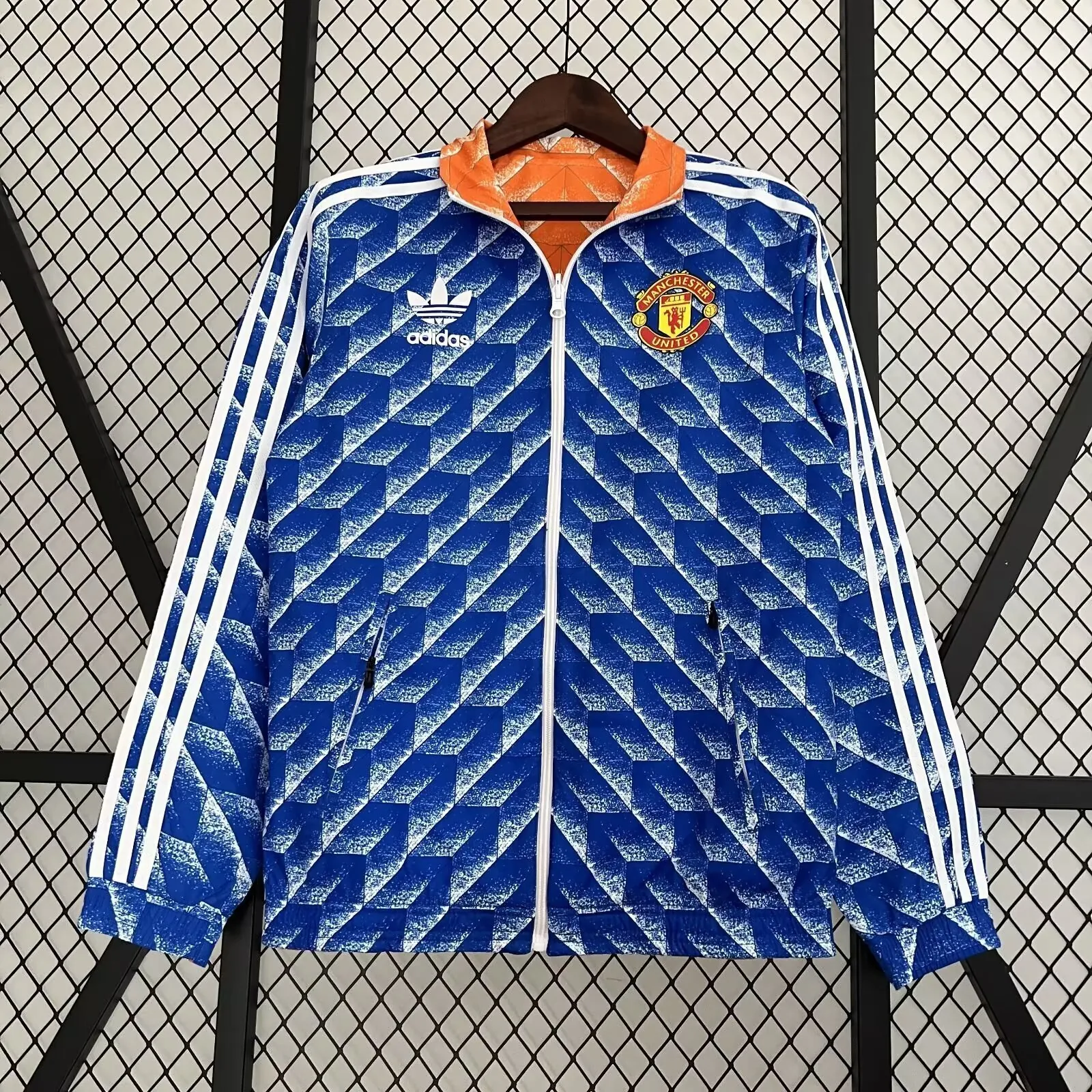 23-24 Manchester United Both Windbreaker Jackets Yupoo 1