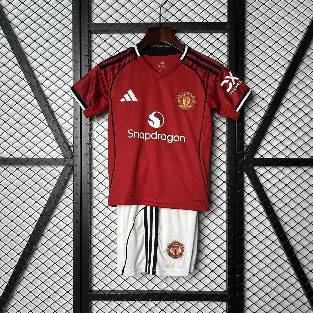 25-26 Manchester United Home Kid Kits Youth Apparels AAAAJersey Supply Yupoo 9