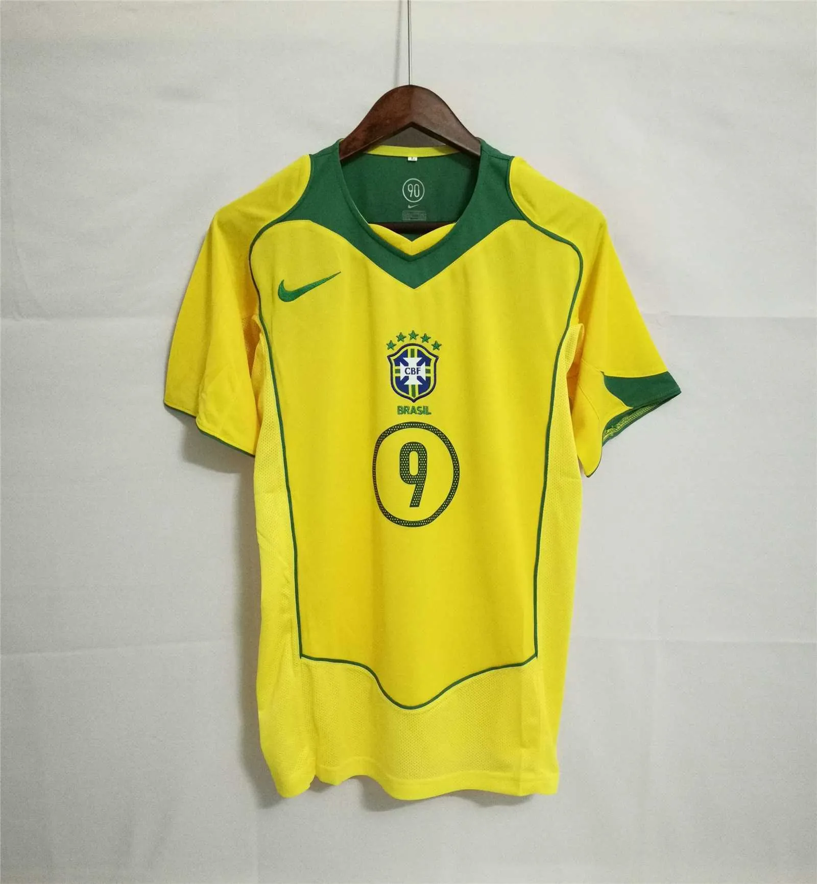 2004 Brazil home 9