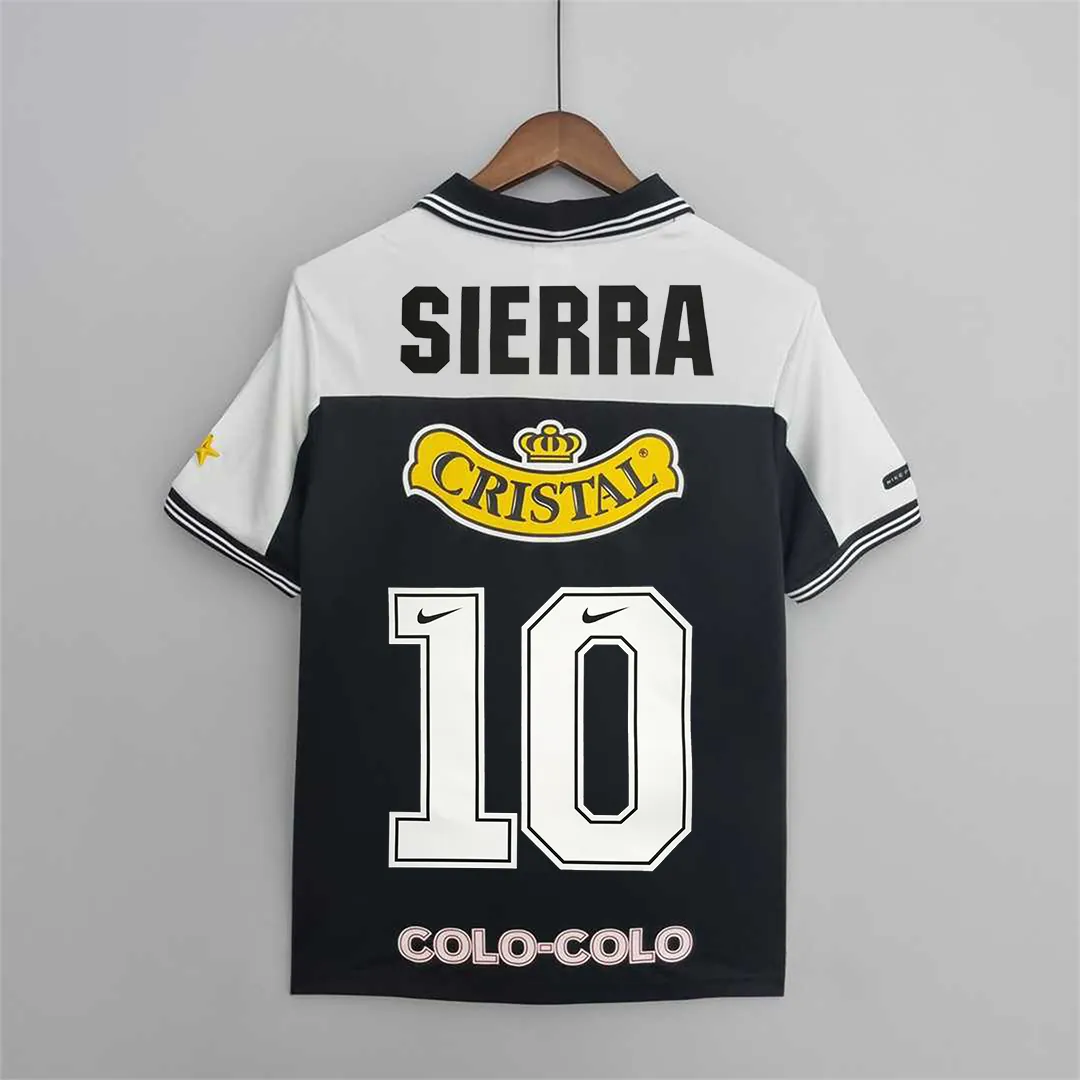 99 Colo-Colo away 6