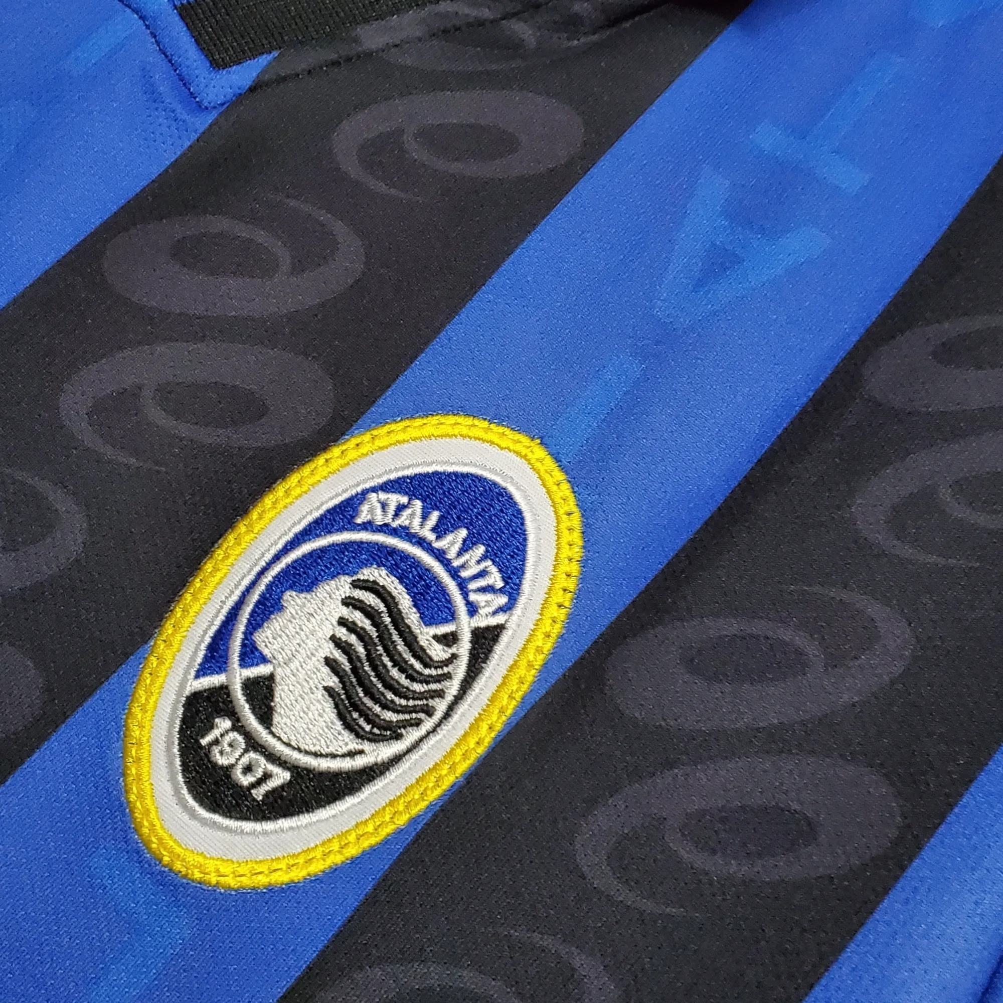 96-97 Atalanta home 1