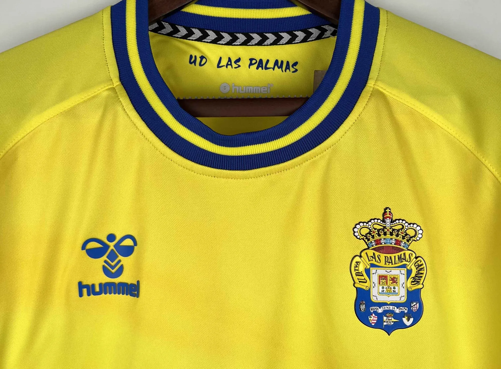 23-24 Las Palmas Home S-XXL Cheap Soccer Jerseys 3