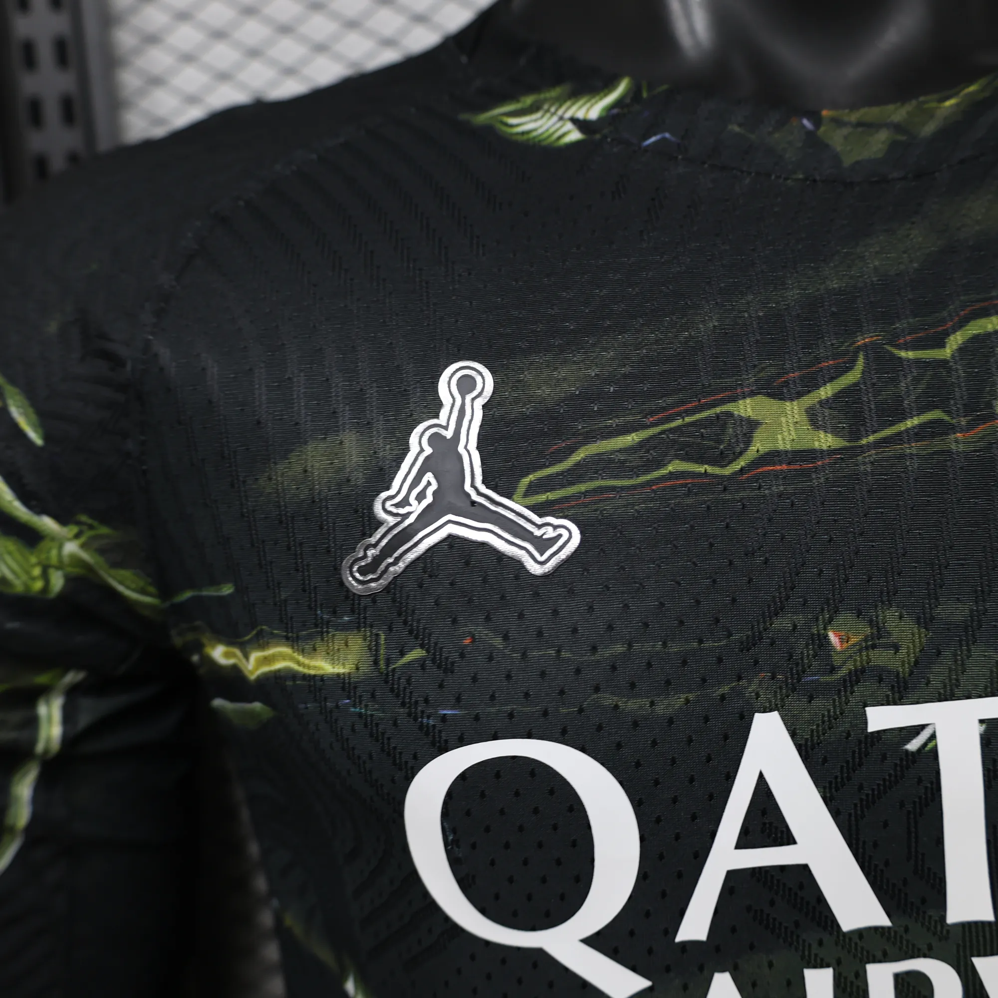 26-27 PSG x Stadium Night Forth Kit Player Edition Soccer Long Sleeve Shirts AAAAJersey Supply Yupoo 8