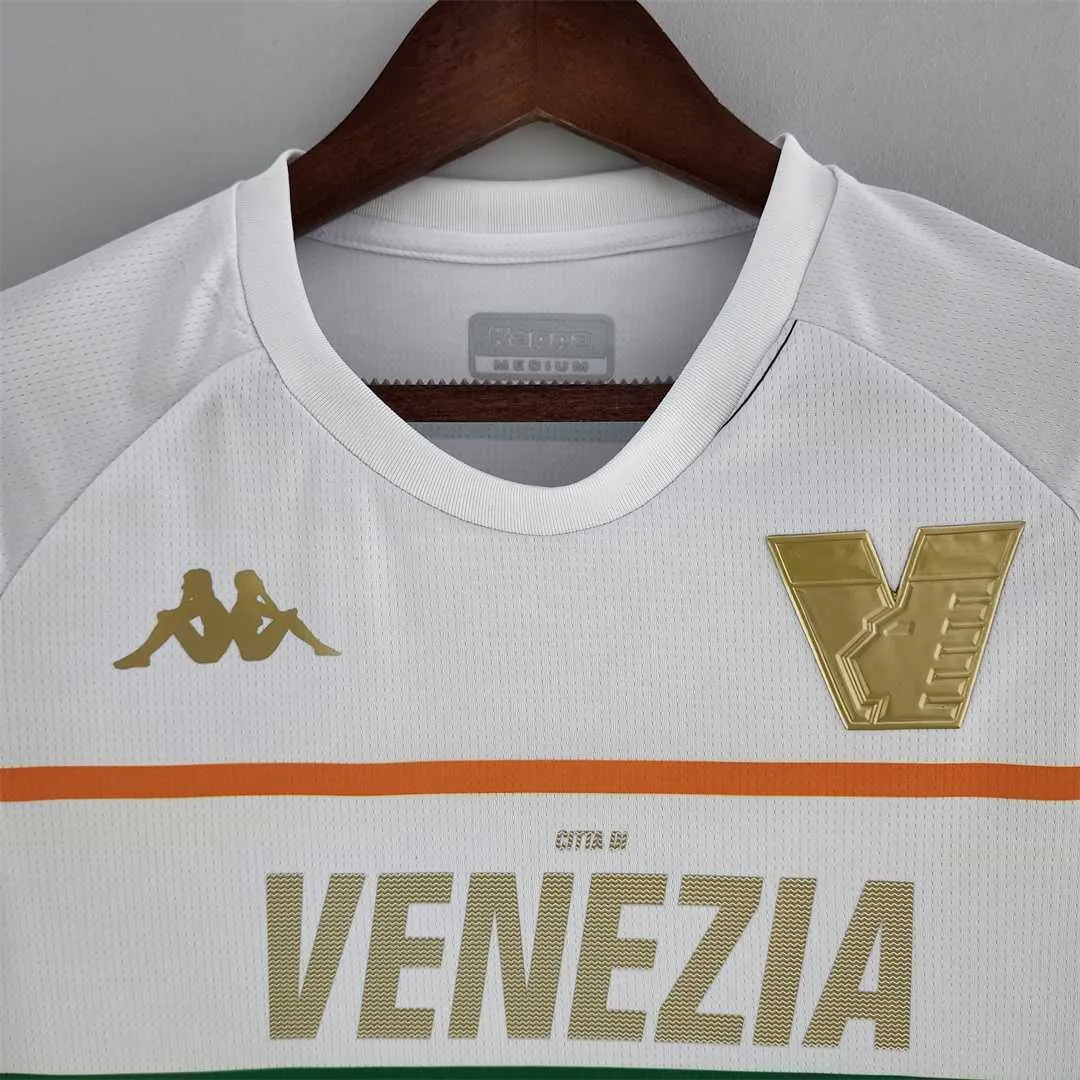 22-23 Venezia away 6
