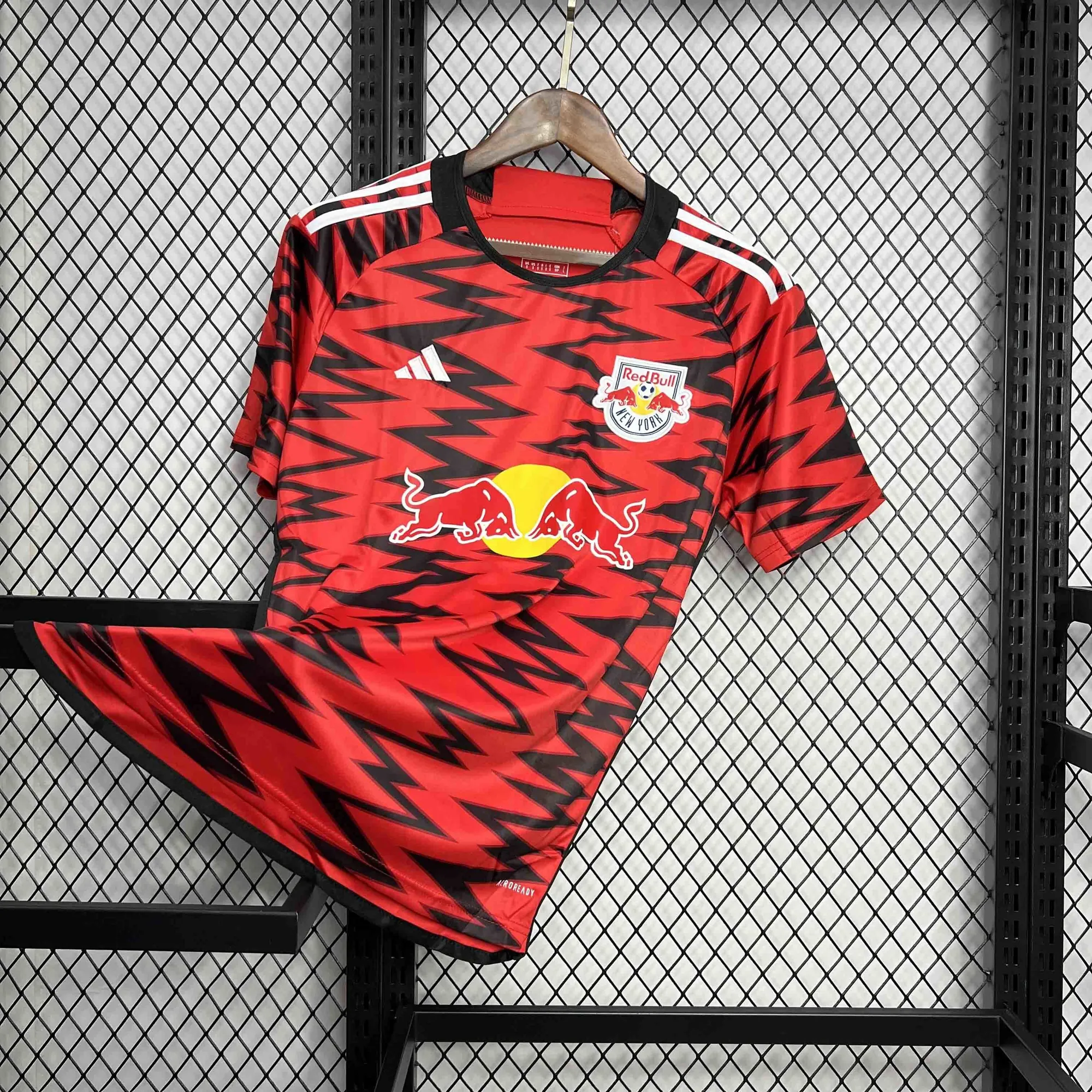 24-25 New York Red Bulls Home Kit Soccer Unifrom AAAAJersey Dropshiping Yupoo 1