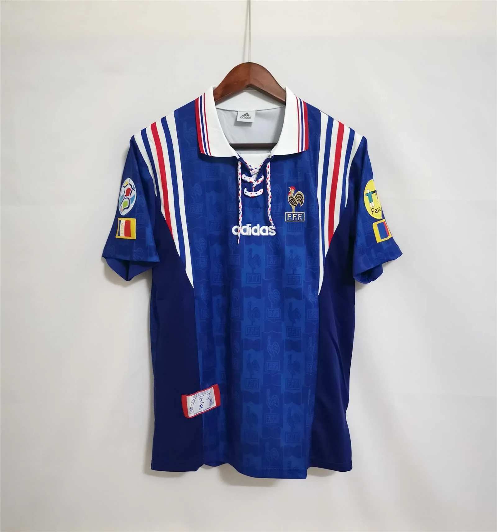 1996 France home blue 11