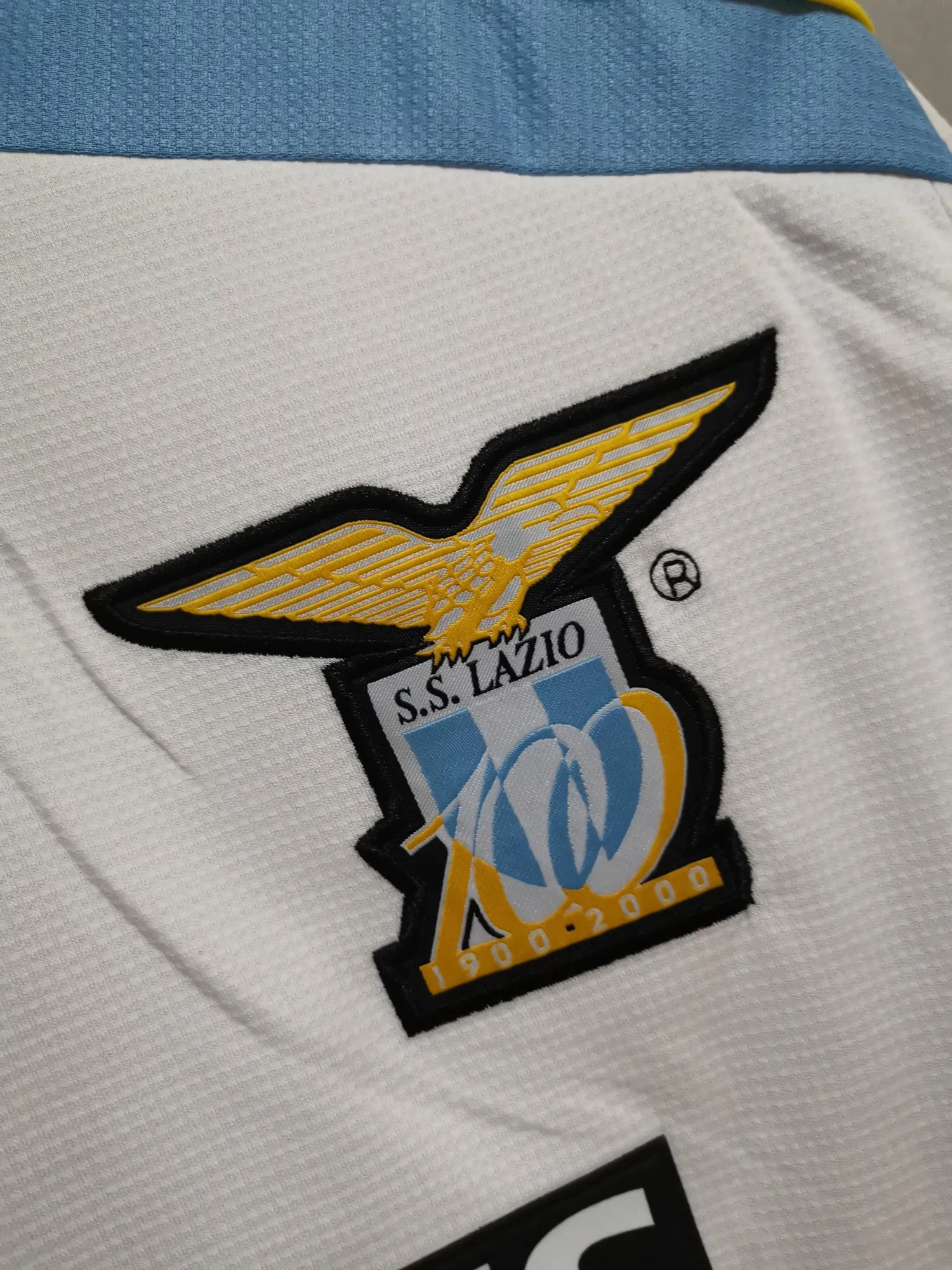 00-01 Lazio away 3