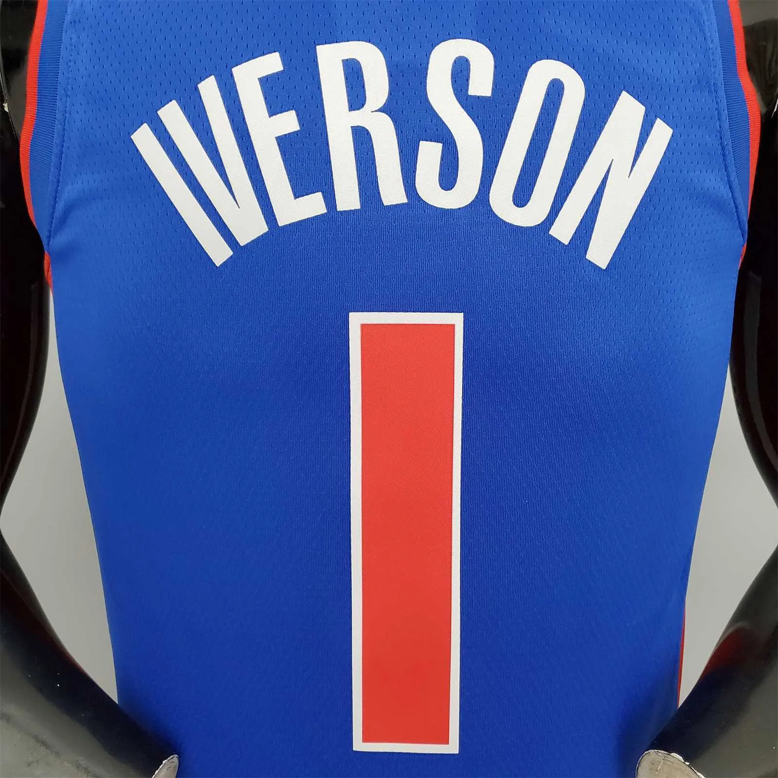 75th Anniversary Iverson #1 Pistons Blue 3