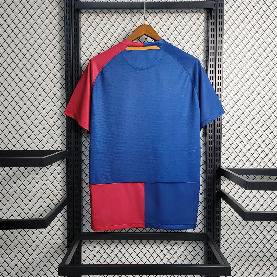 08-09 Barcelona home 6