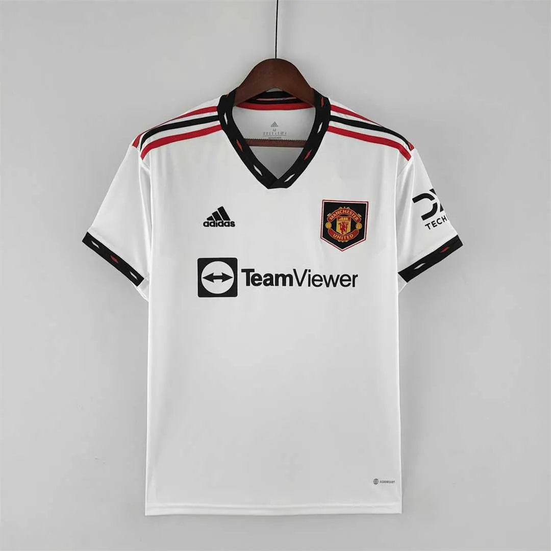 22-23 Manchester United away - 3 13