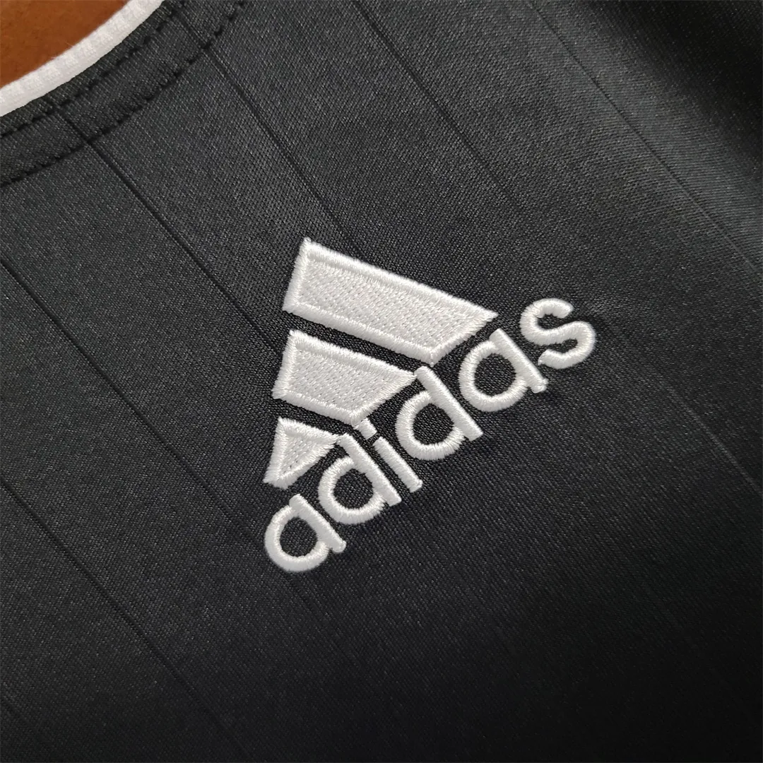 06-07 Real Madrid third away 7