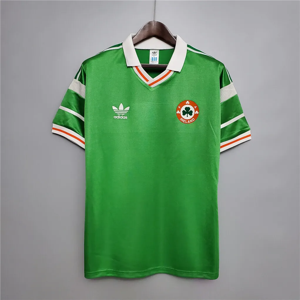 1988 Ireland home 13