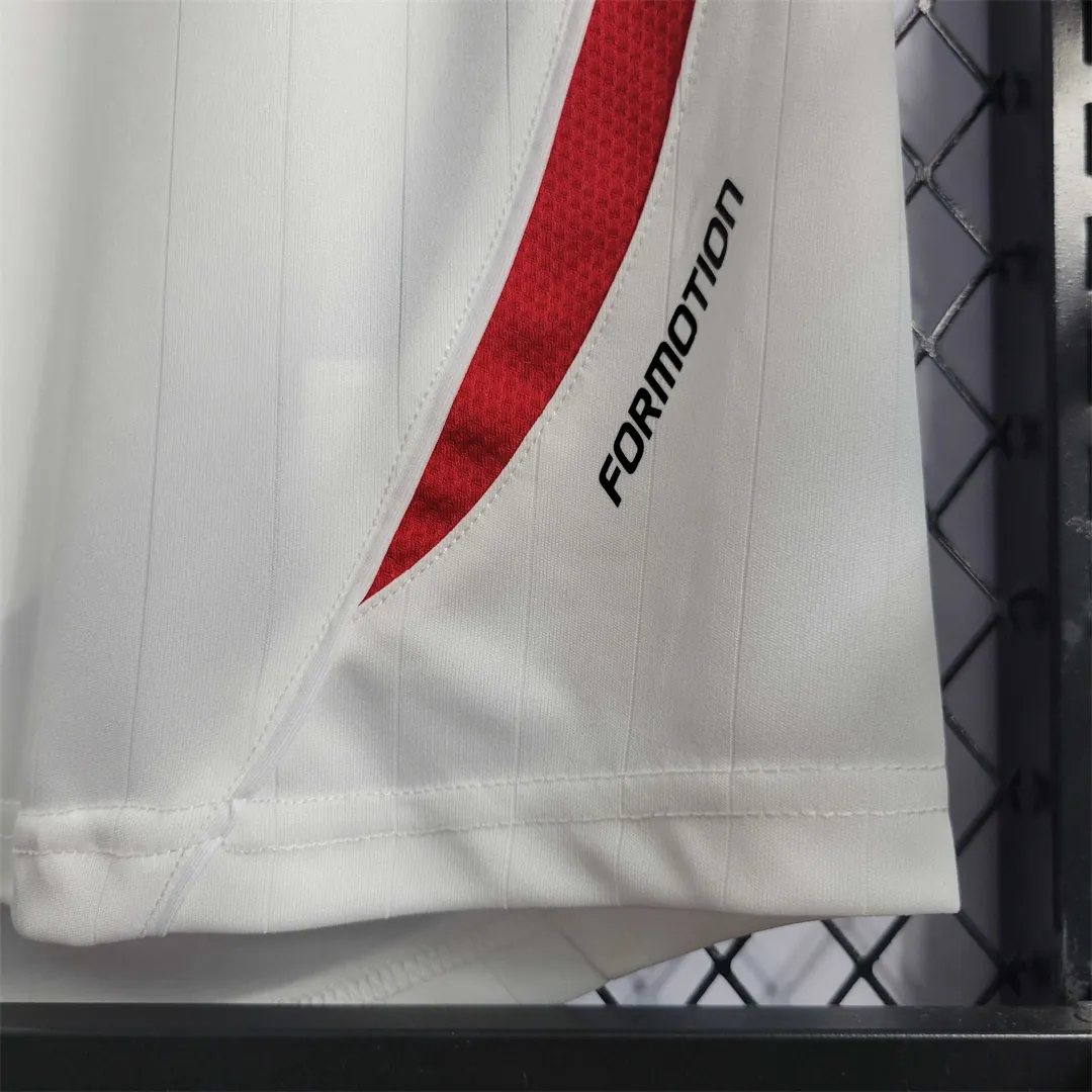 2006 France away white 2