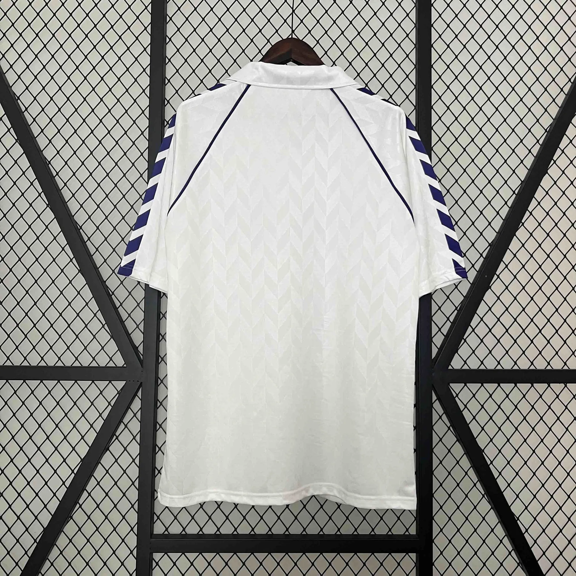 88-89 Real Madrid Home Retro Kit Vintage Shirt AAAAJersey Wholesale Yupoo 4