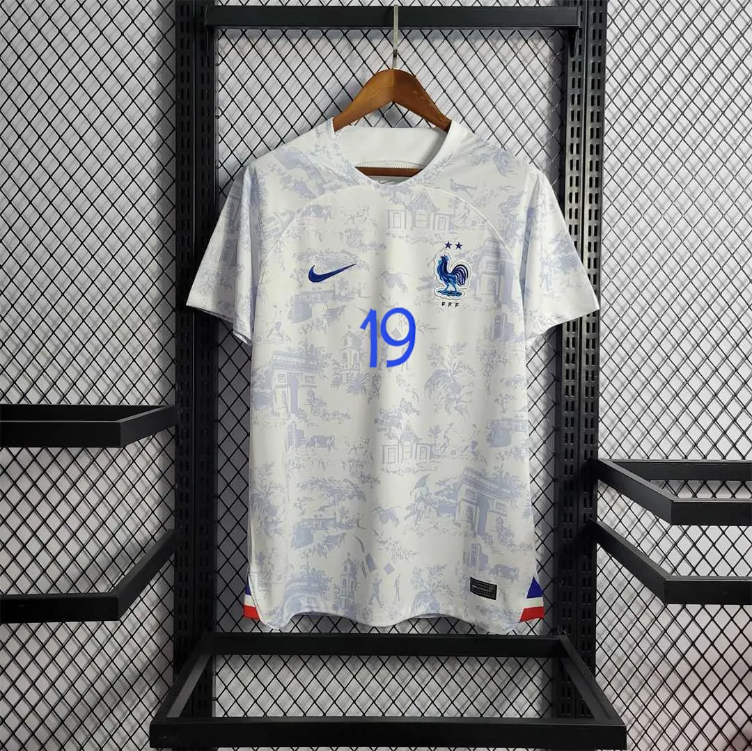 2022 France away 16