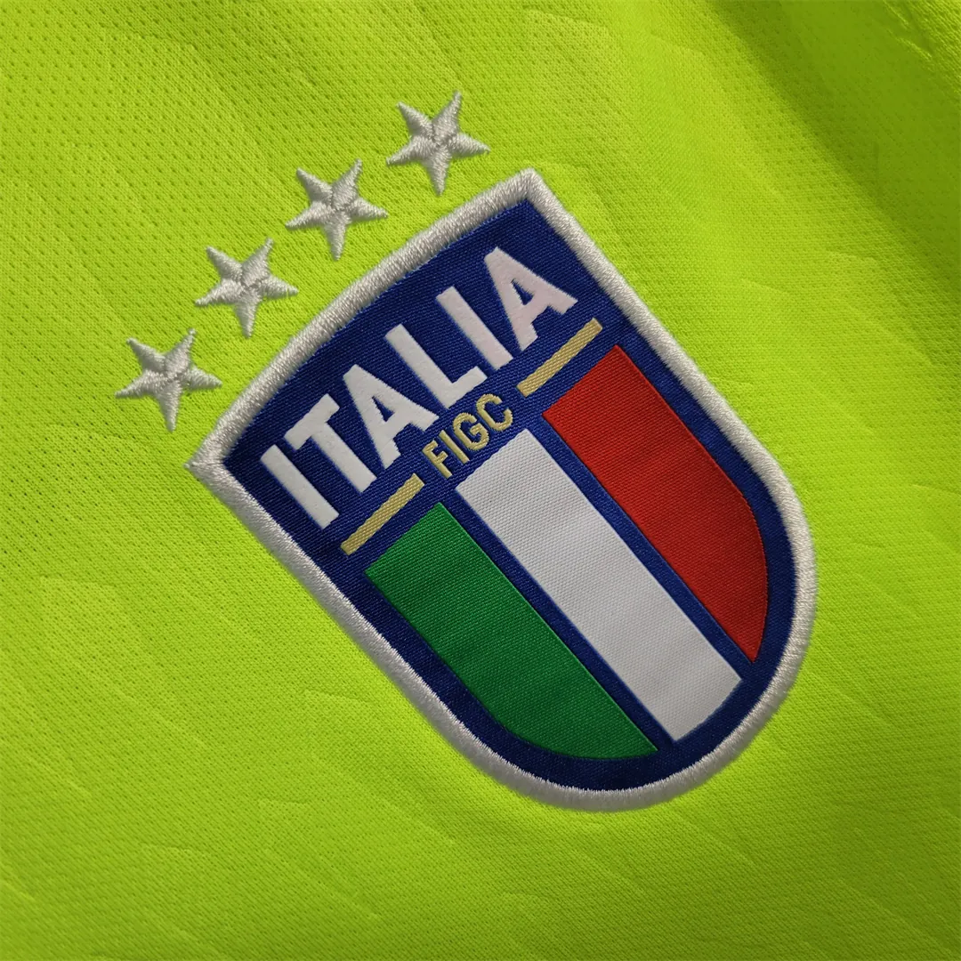 2023 Italy green goalkeeper 6