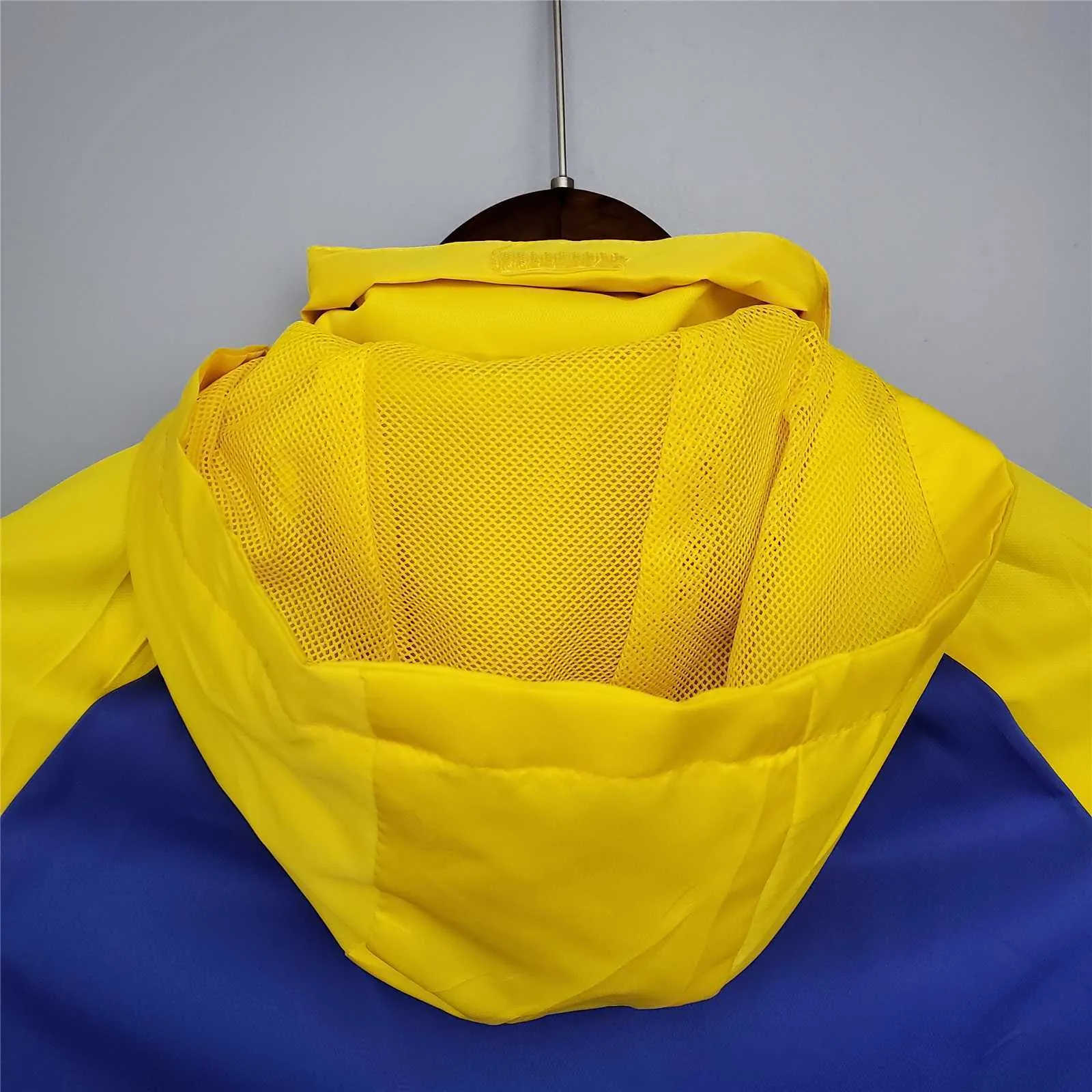 20-21 Boca Juniors Blue and Yellow Windbreaker 1