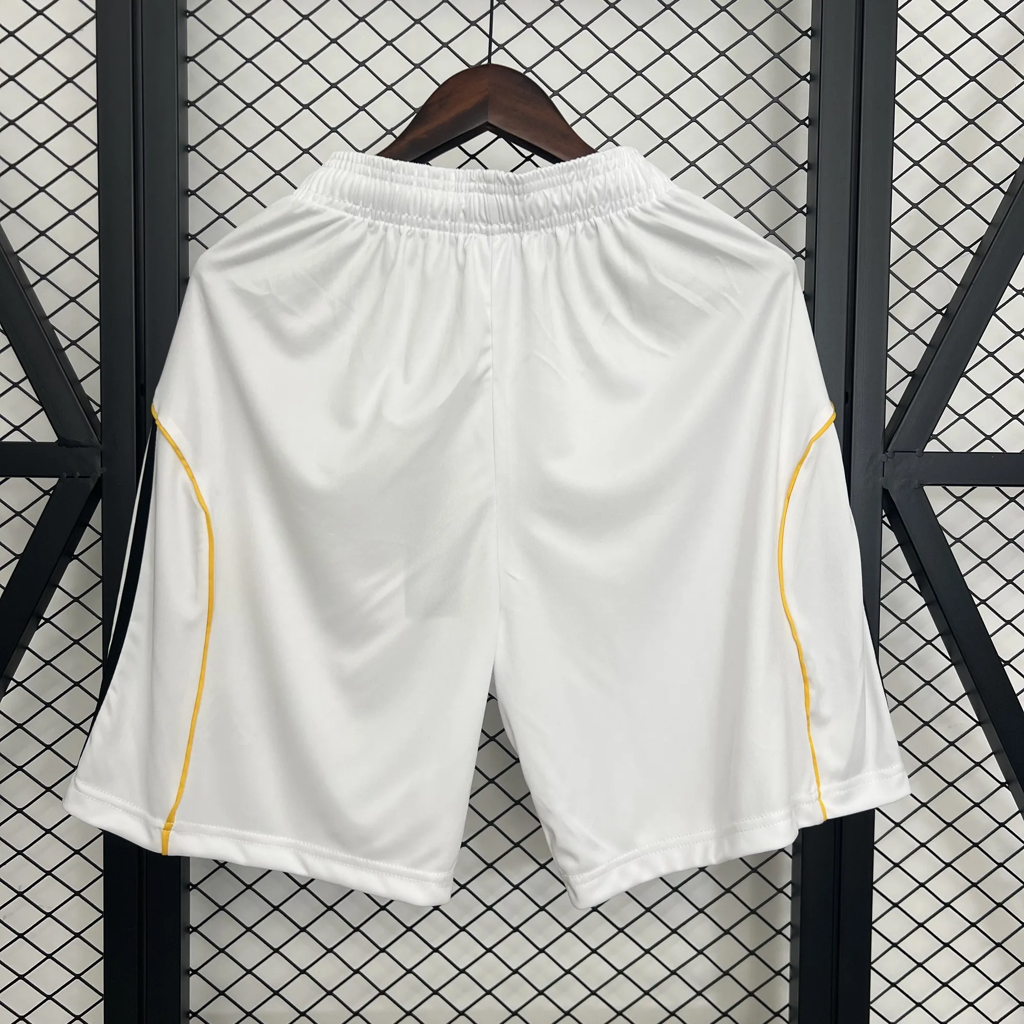 25-26 Real Madrid Home Kit Shorts Soccer AAAAJersey Yupoo S-2XL 1