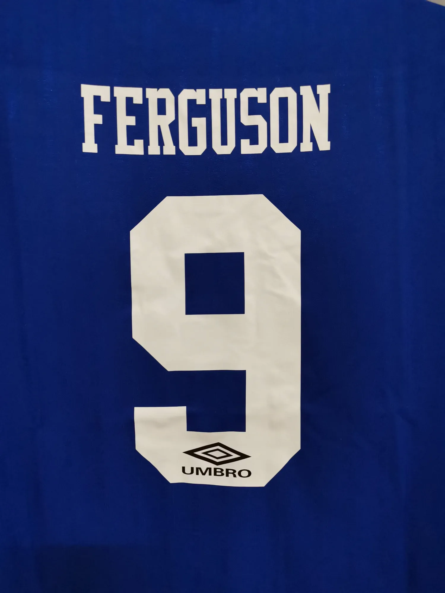 94-95 Everton home 10