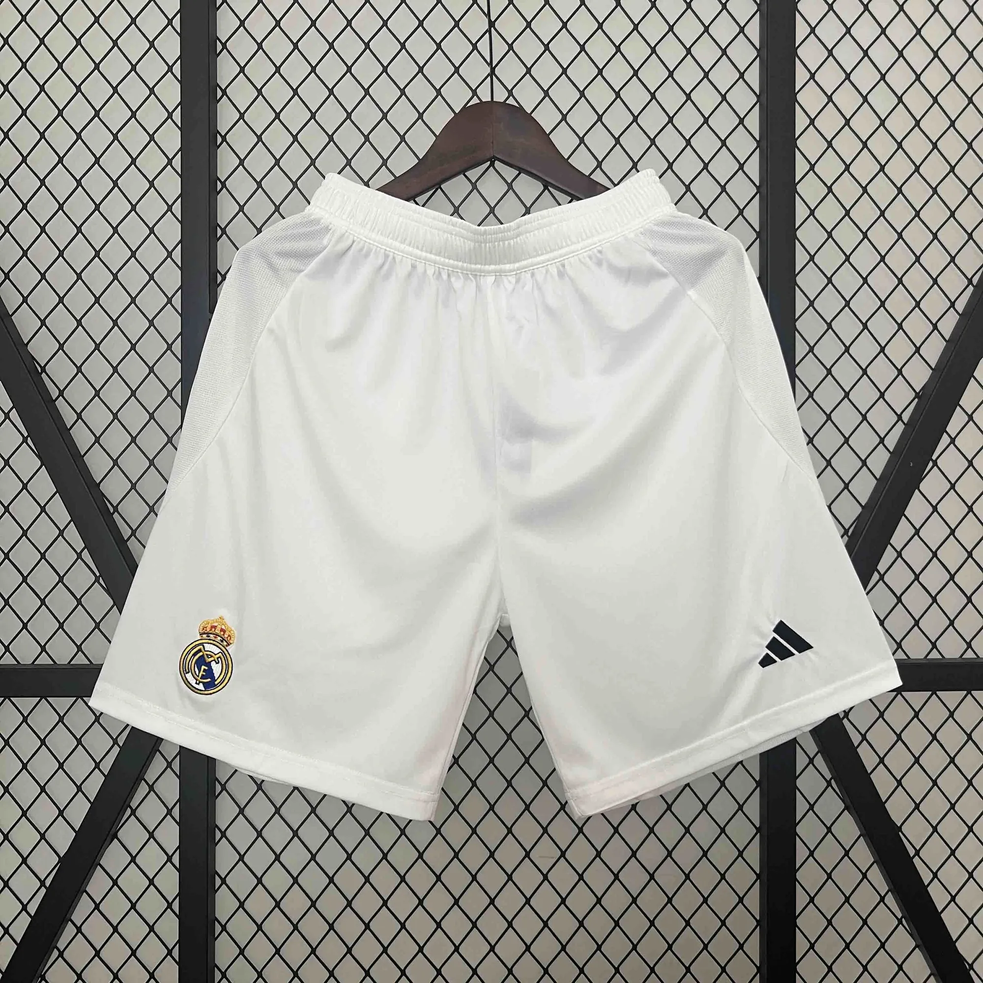 24-25 Real Madrid Home Shorts Football Apparel AAAAJersey Wholesale Yupoo 2