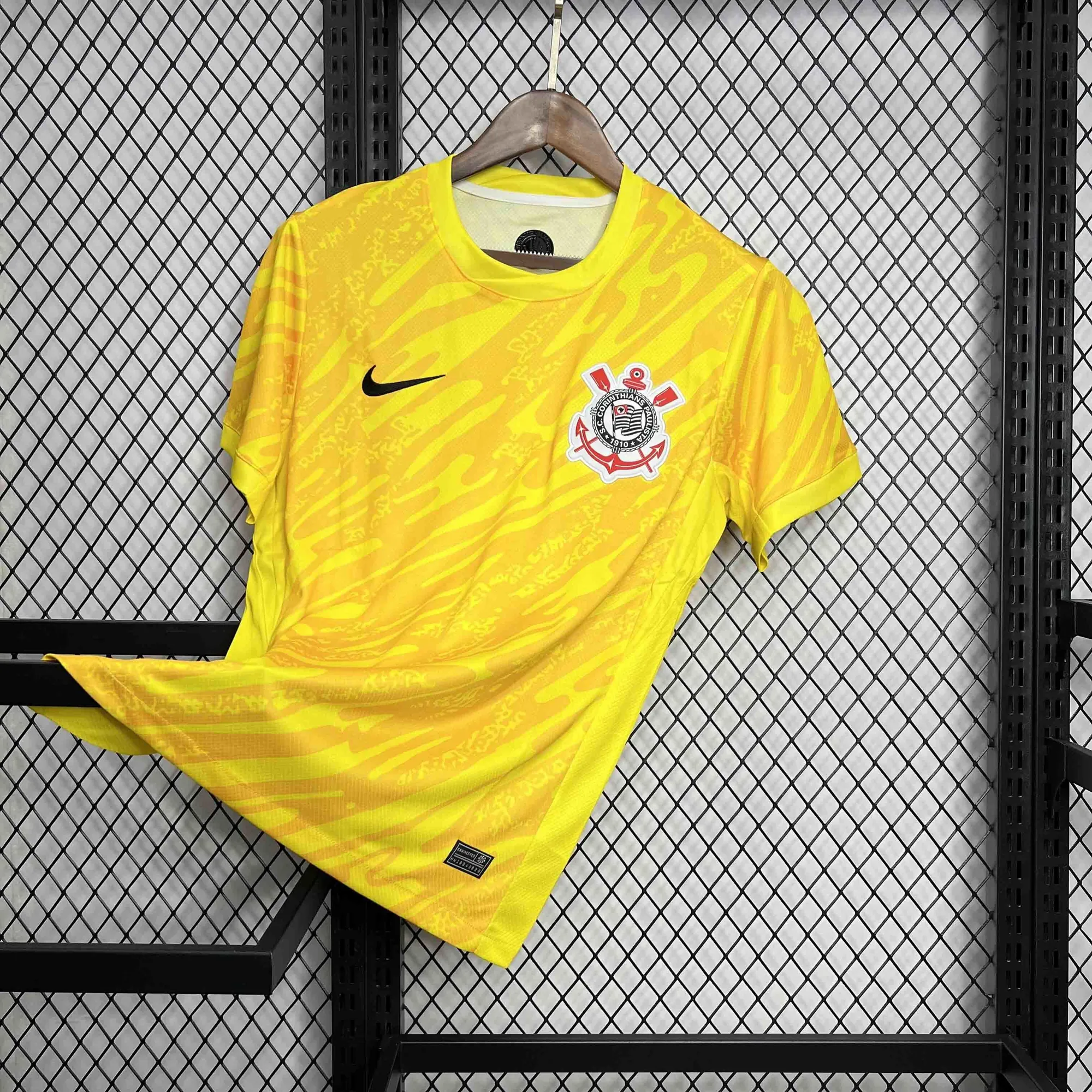 24-25 Corinthians Goalkeeper Yellow Kit Soccer Unifrom AAAAJersey Dropshiping Yupoo 1