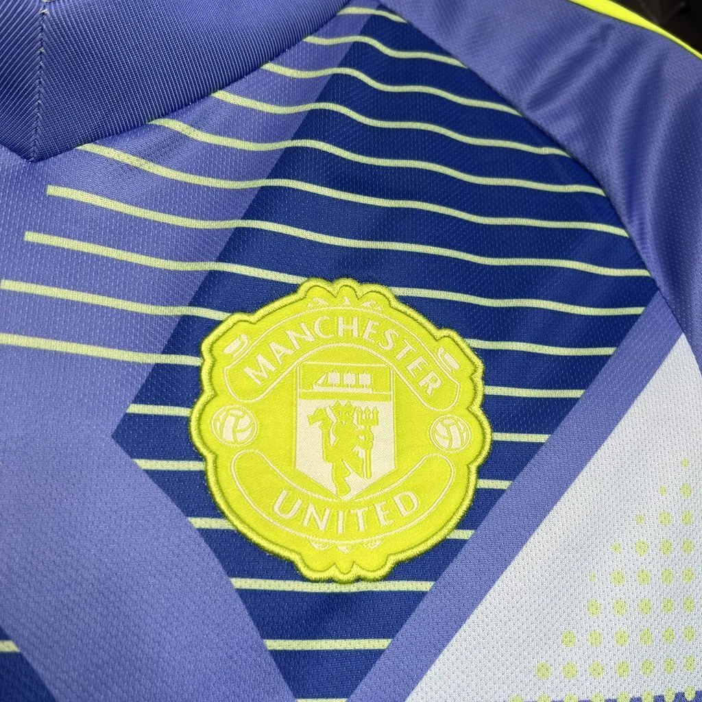 24-25 Manchester United Blue GoalKeeper Kit Soccer Uniforms Soccer AAAAJersey Yupoo 2