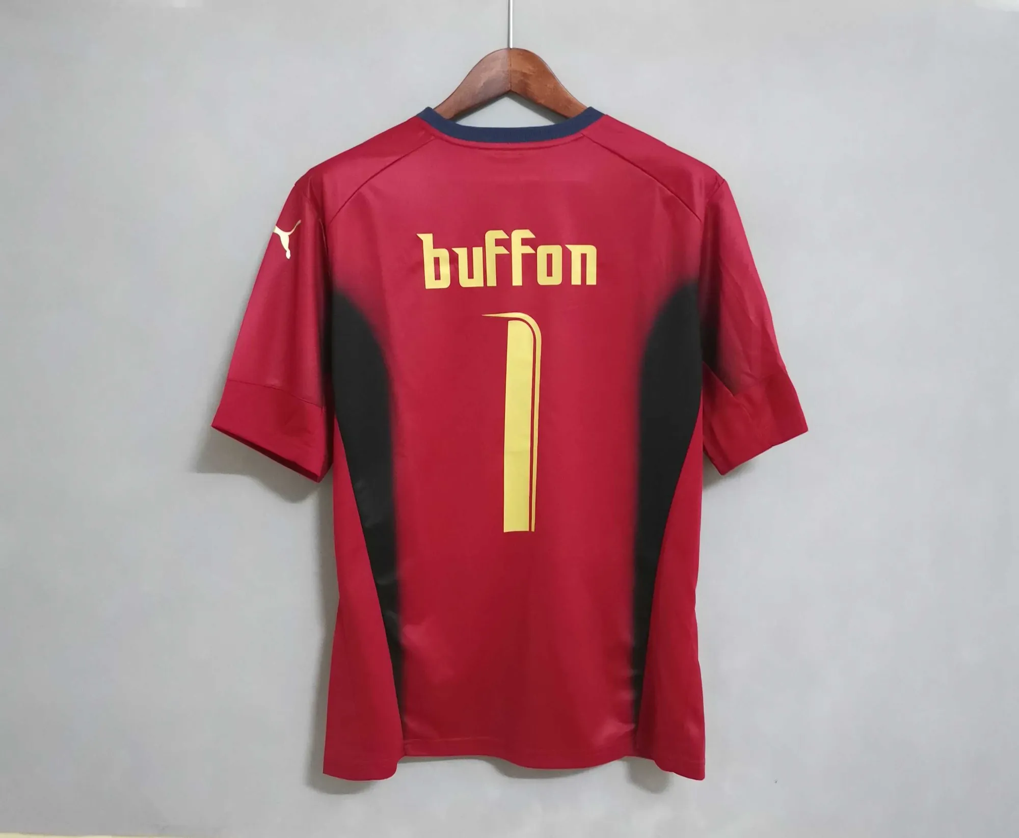 2006 Italy GK red 5