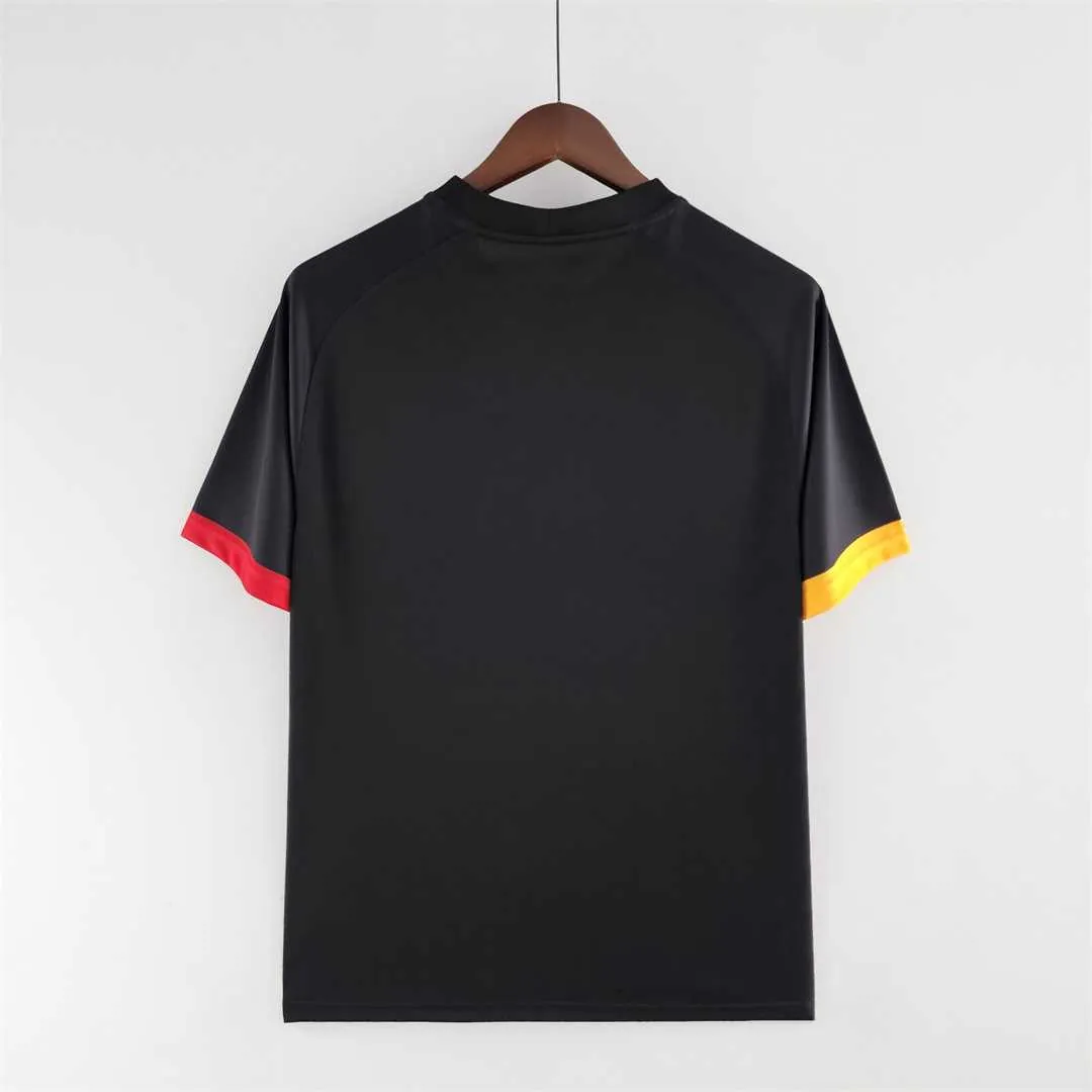 22-23 Galatasaray S.K. away 5
