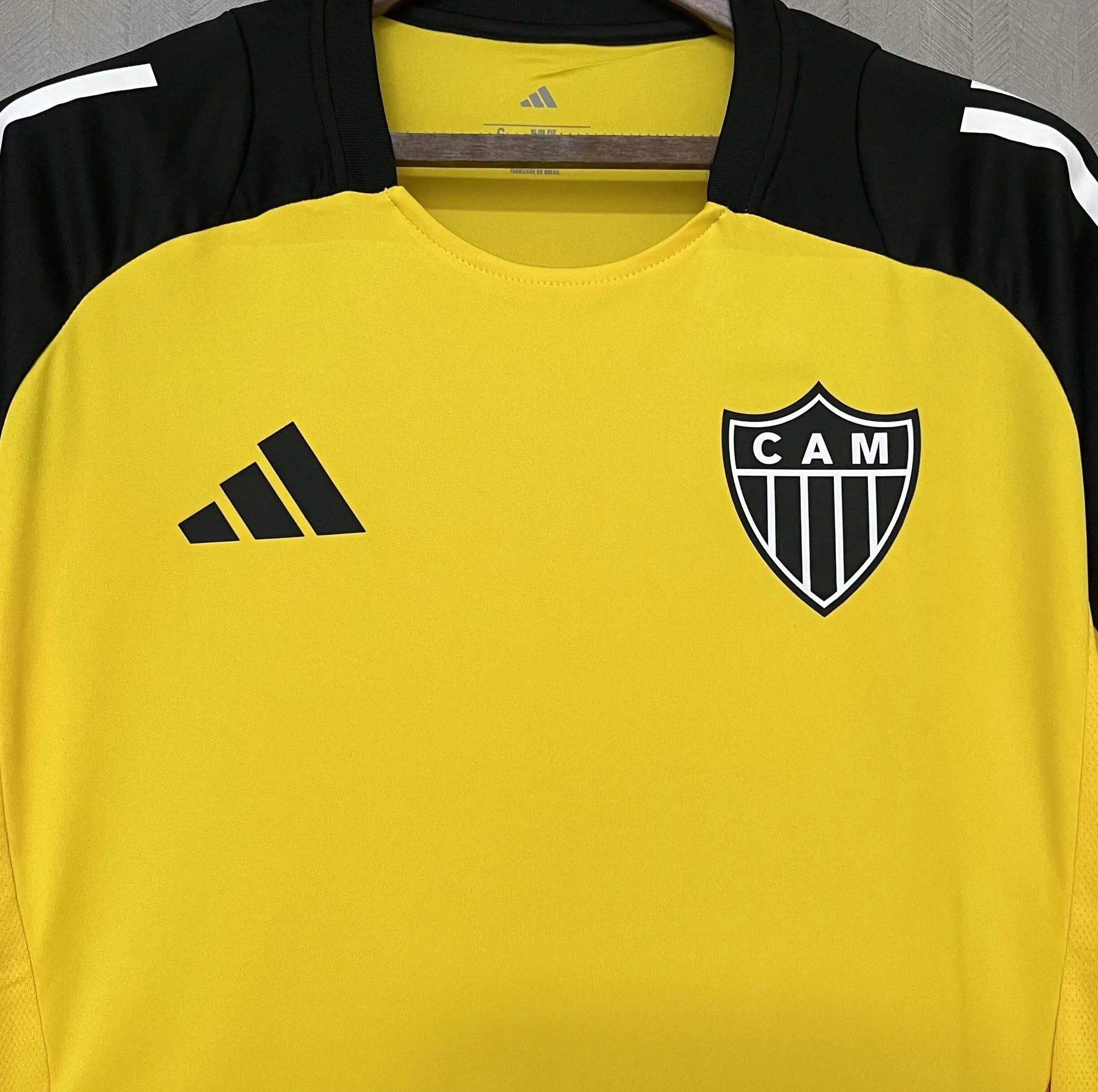 24-25 Atletico Mineiro Yellow Training Kit Soccer T-Shirts AAAAJersey Supplier Yupoo 3