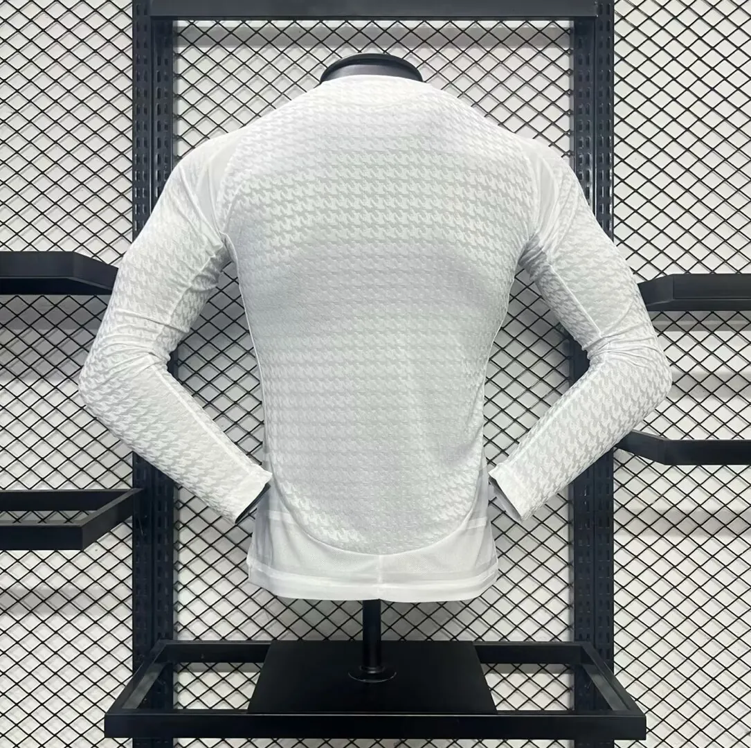 24-25 Real Madrid Home Long Sleeve Kit Player Version Shirt Best Wholesale Yupoo 1