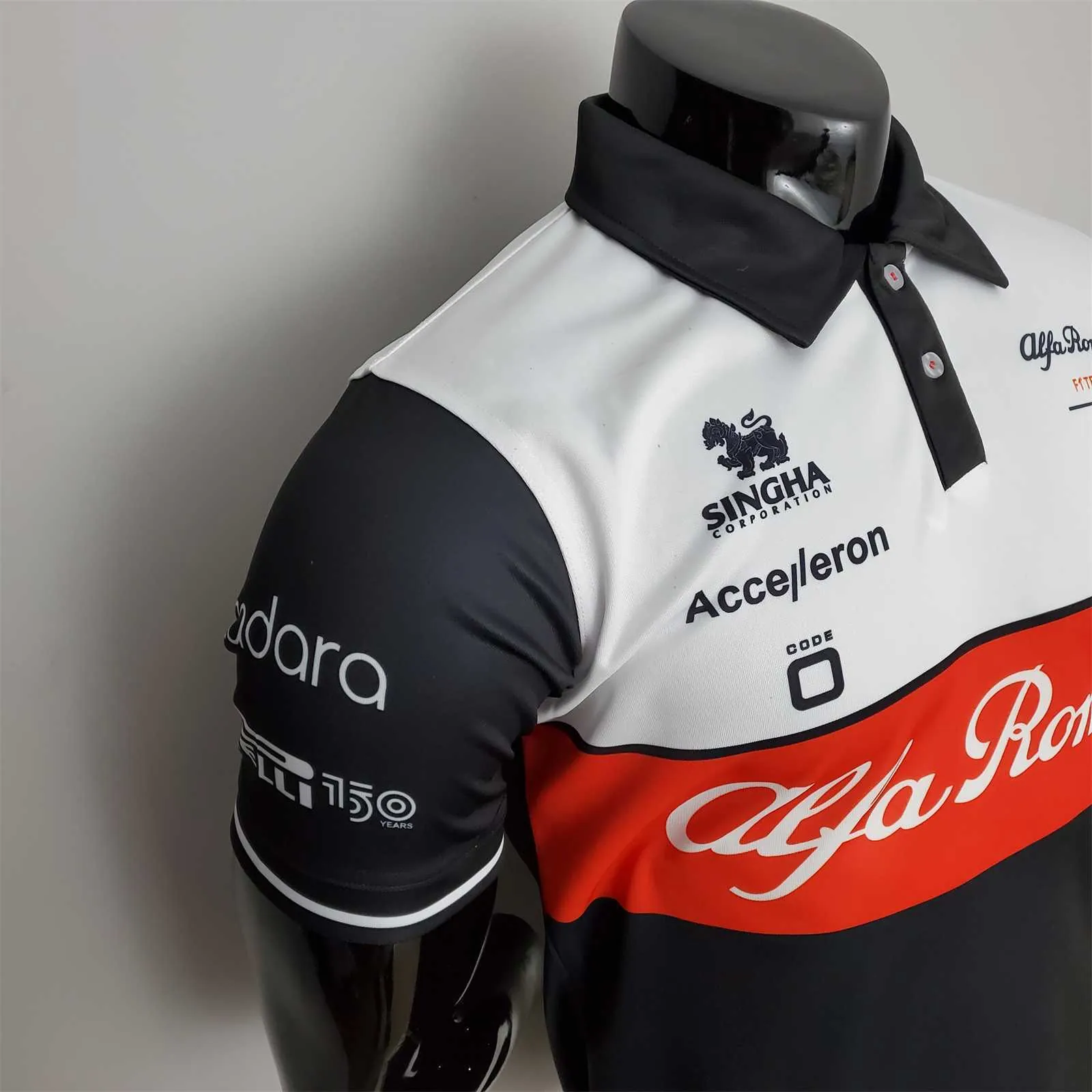 F1 Formula One 2022 Alfa Romeo Polo 6