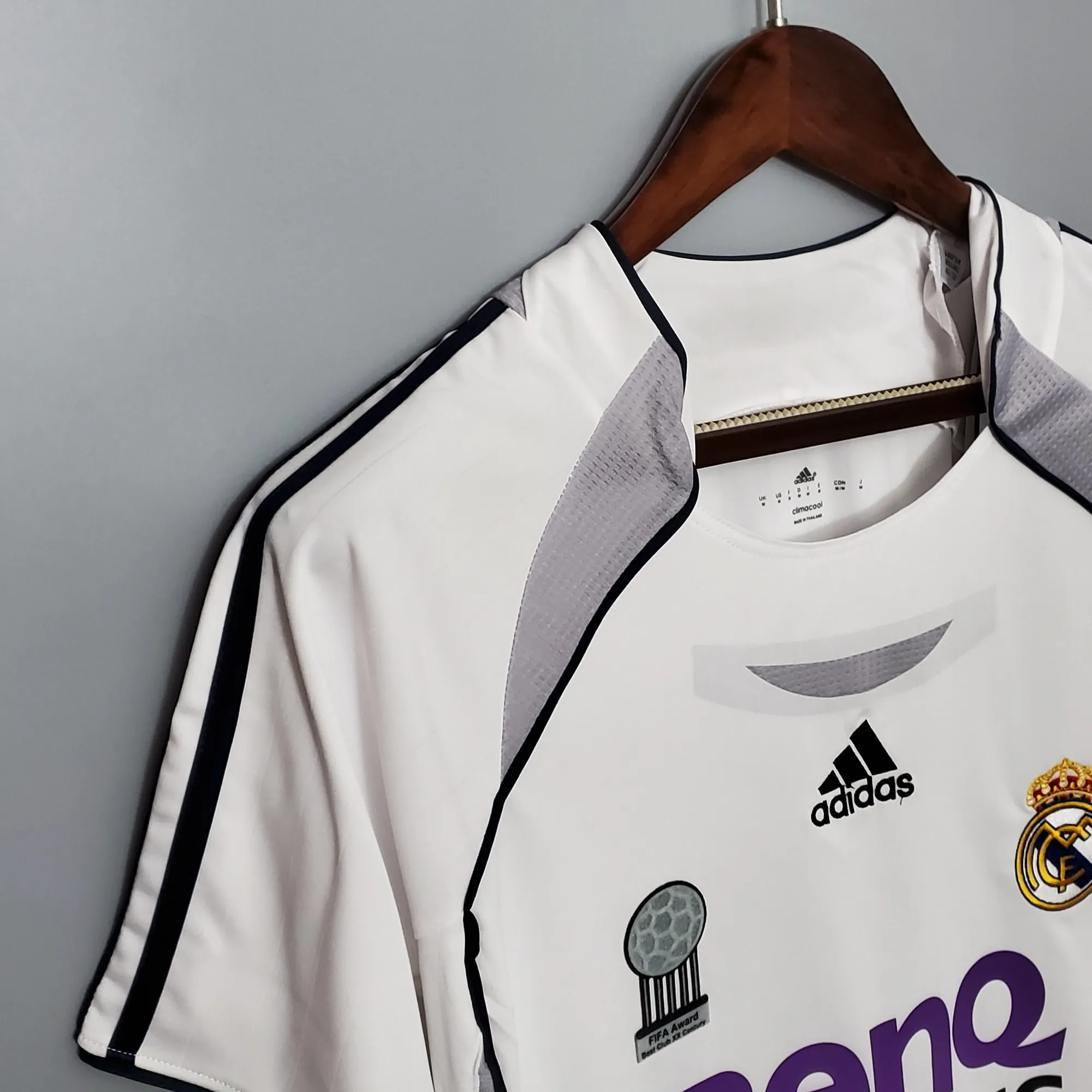 06-07 Real Madrid home white 20
