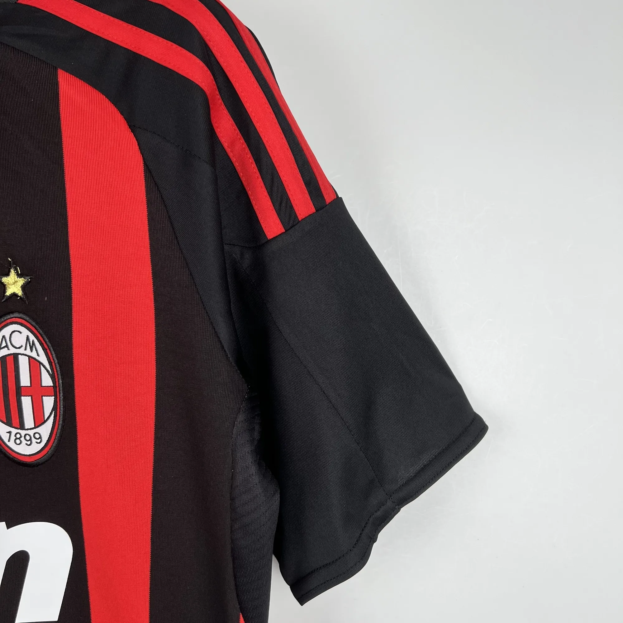 08-09 Retro AC Milan Home S-XXL 2