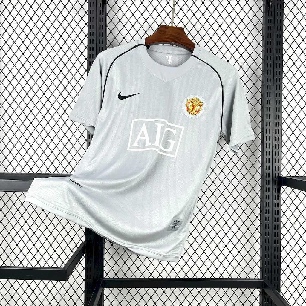 07-08 Manchester United Goalkeeper Retro Kit Vintage T-Shirt Soccer AAAAJersey Yupoo 5