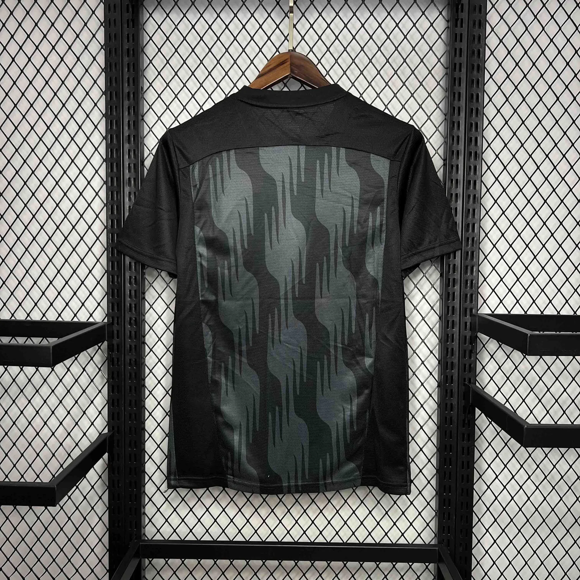 24-25 Eindhoven Training Black Kit Football Apparel AAAAJerseys Dropshipping Yupoo 5