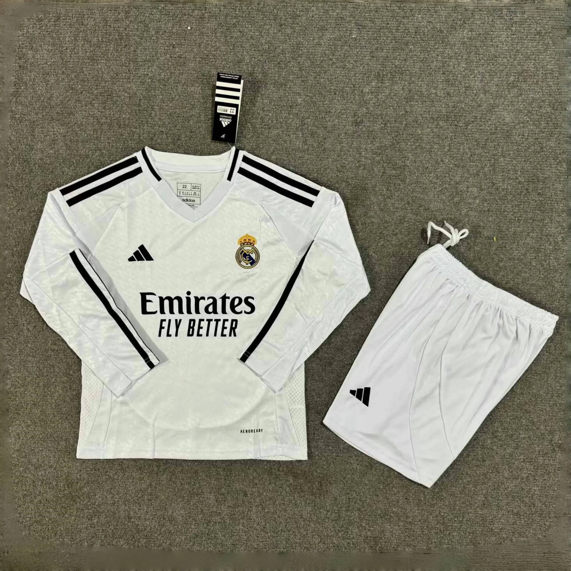 24-25 Real Madrid Home Kid Kits Long Sleeve Youth Apparels AAAAJersey Supplier Yupoo 2