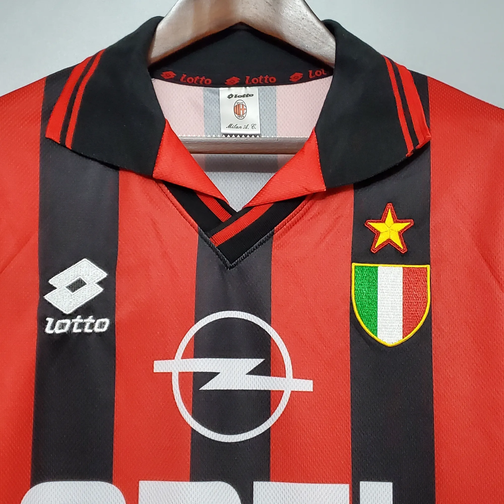 96-97 AC Milan home 7