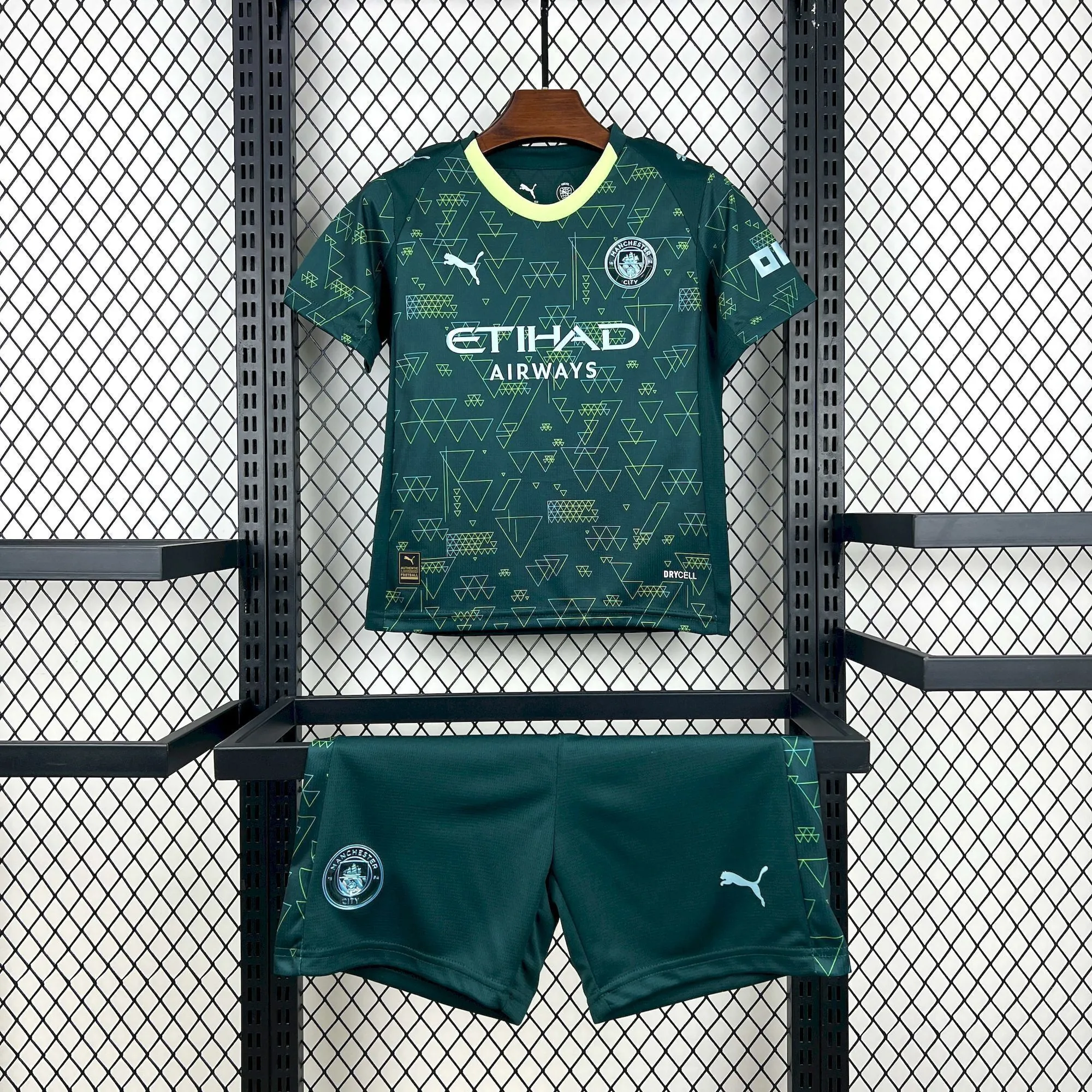 25-26 Manchester City Fourth Kids Kit Soccer Youth Apparels AAAAJersey Supply Yupoo 6