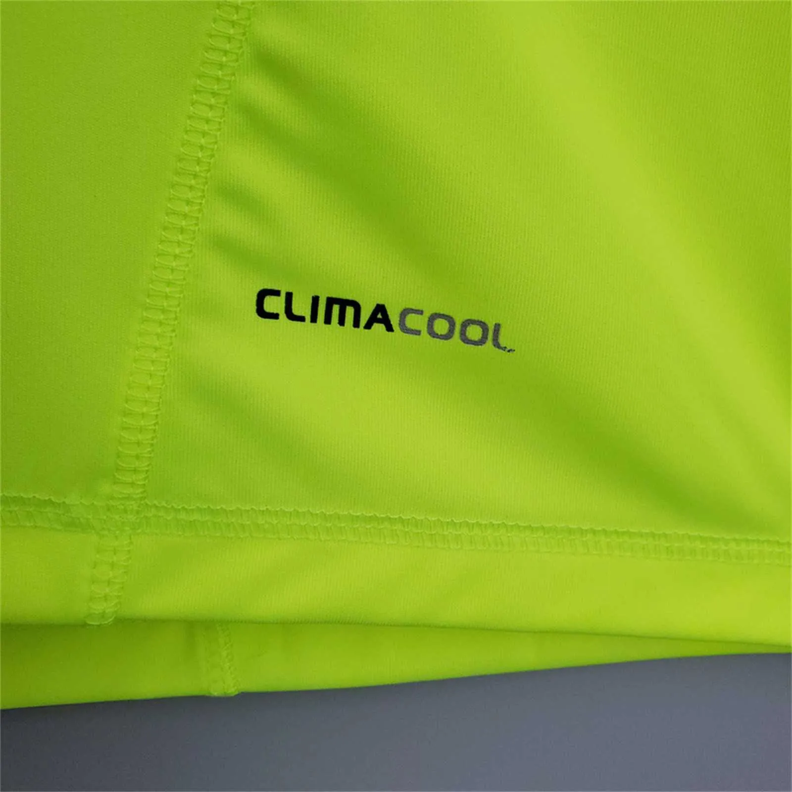 10-11 Palmeiras Fluorescent Green 1