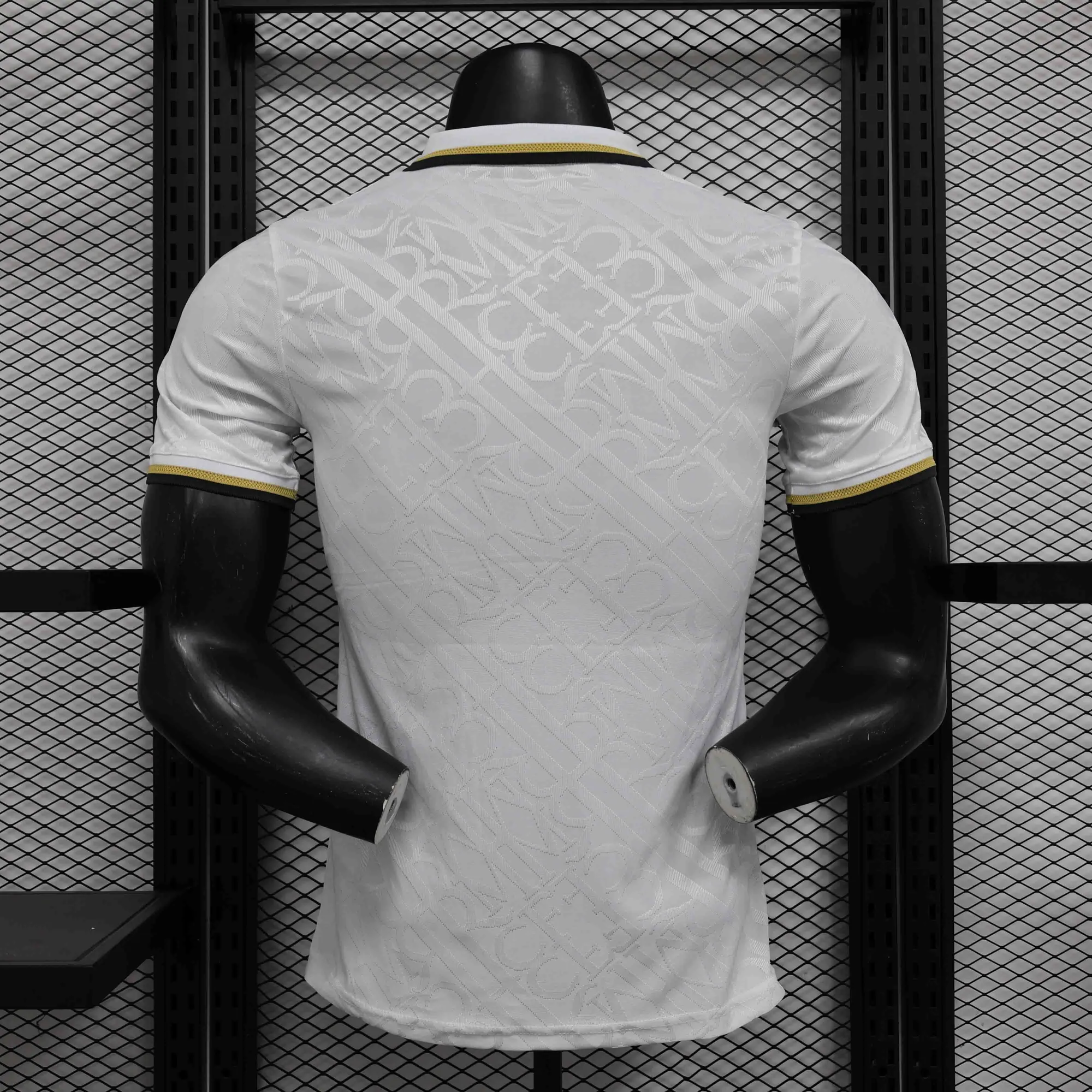 24-25 Real Madrid Originals White and Gold Kit Player Version Shirt AAAAJersey Supplier Yupoo 1