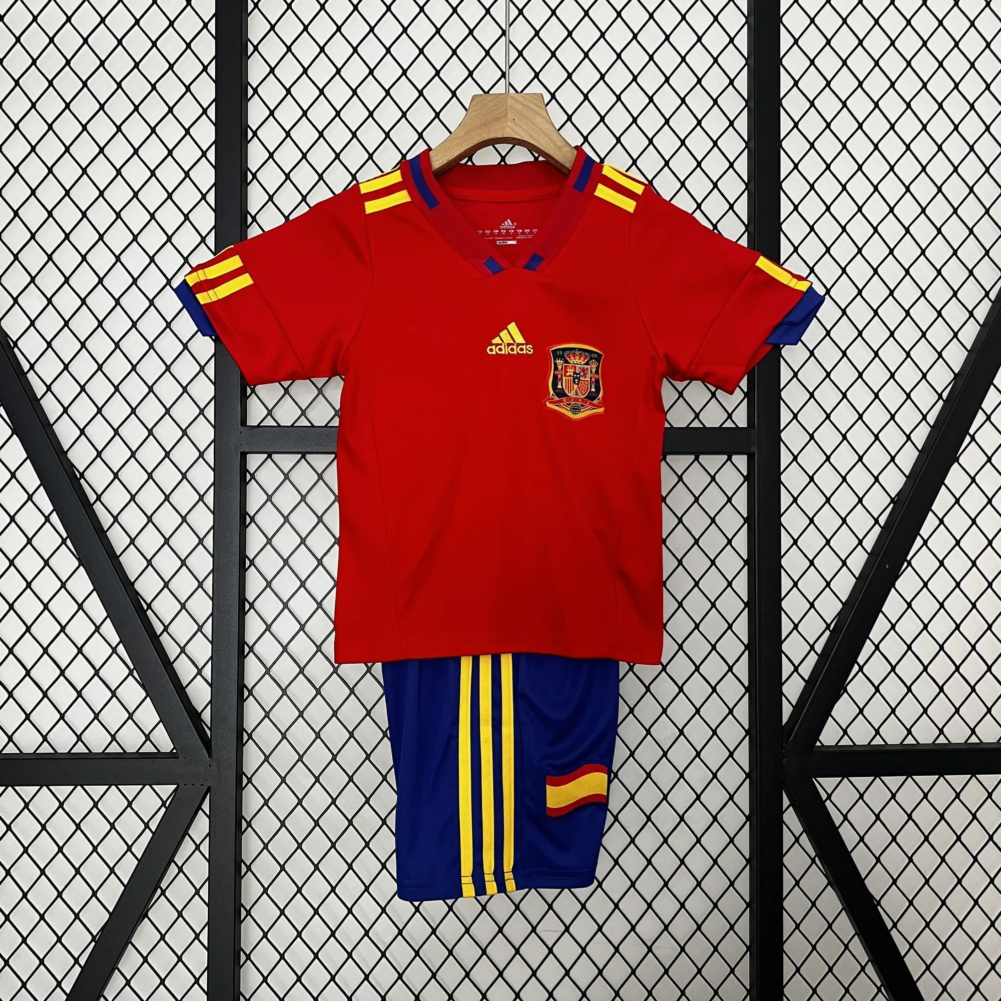 2010 Spain Home Retro Kid Kits Youth Apparels Sport AAAAJersey Yupoo 8