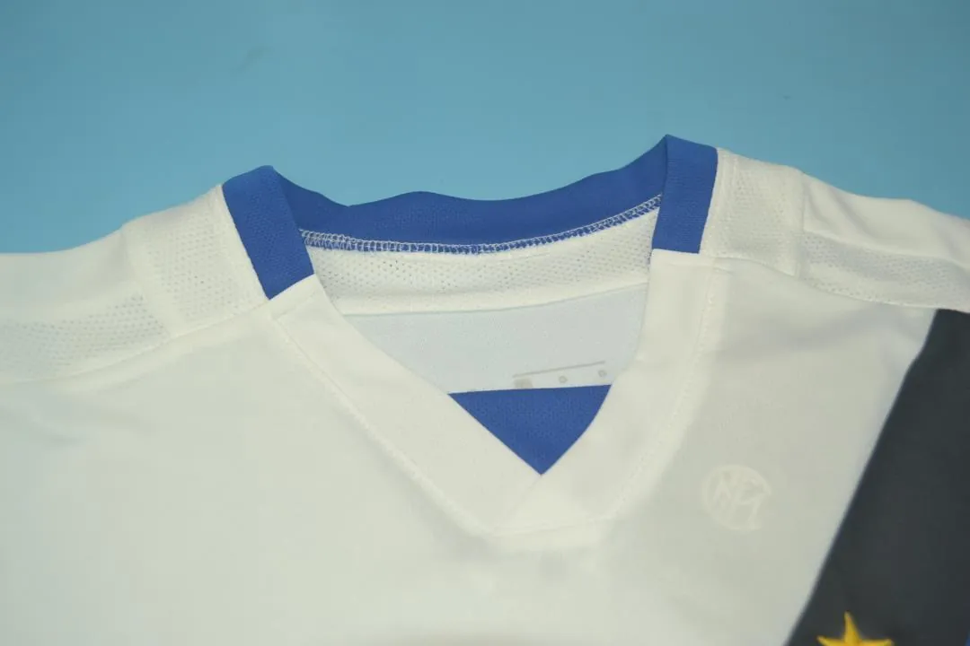 02-03 Inter Milan away white 13
